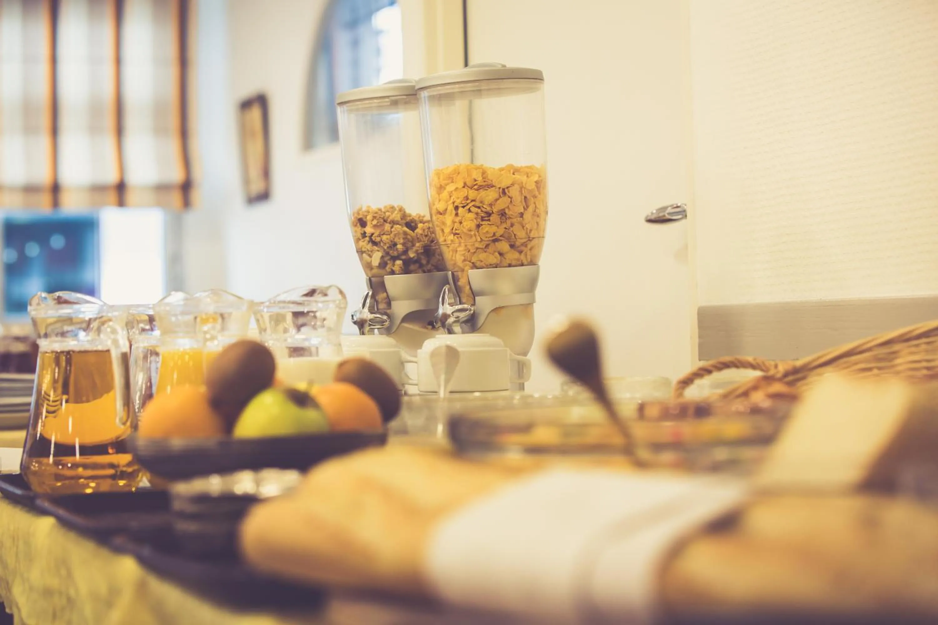 Buffet breakfast in Hôtel Notre Dame de France
