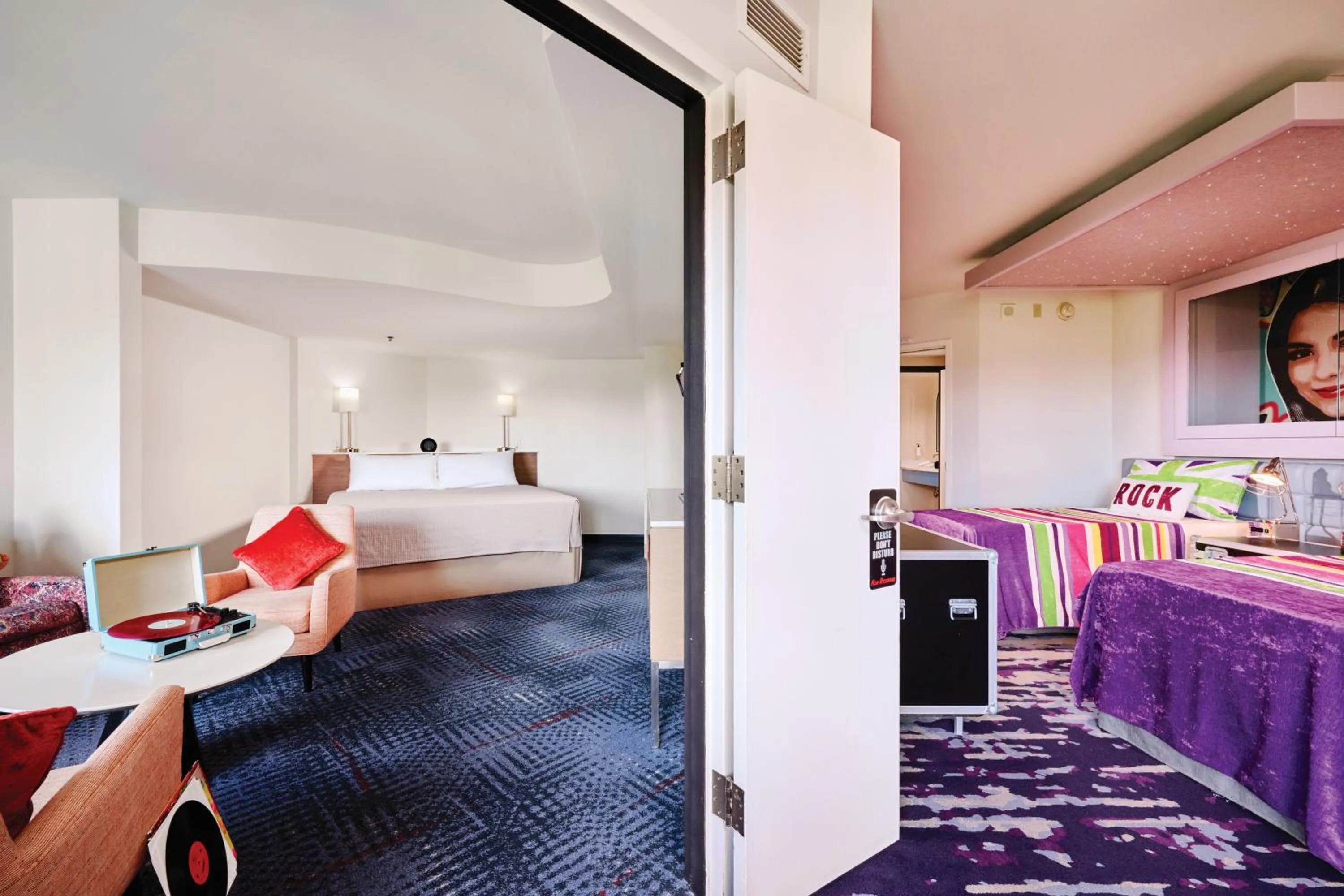 Bedroom, Bed in Universal's Hard Rock Hotel®