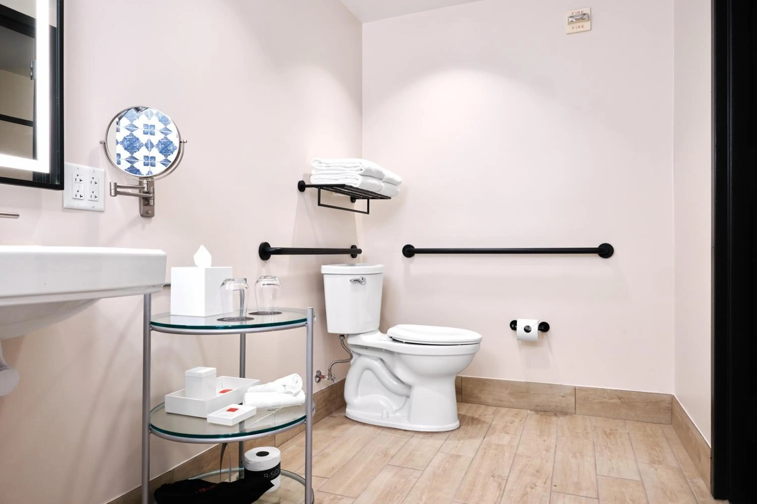 Bathroom in Universal's Hard Rock Hotel®