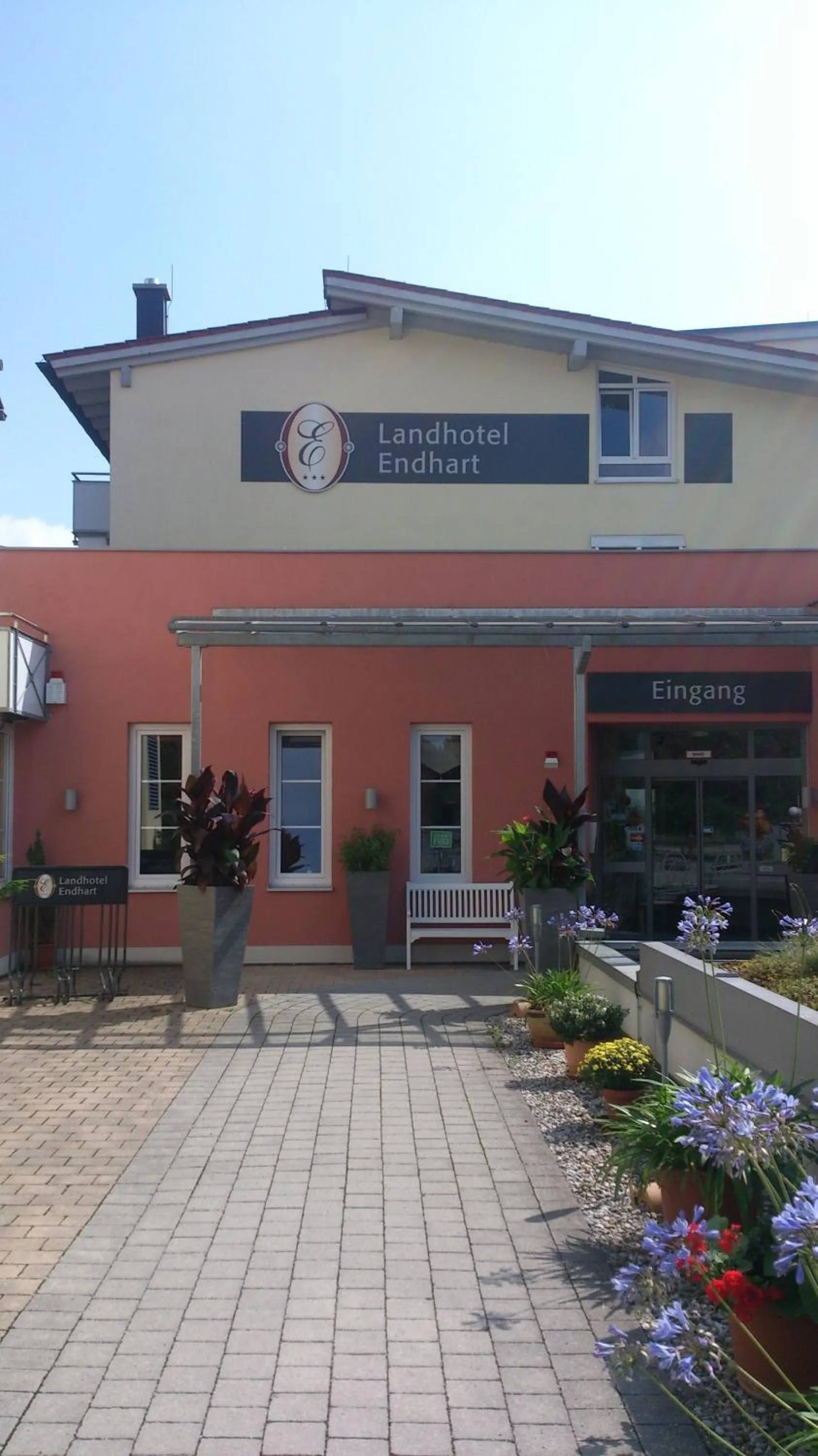 Facade/entrance in Landhotel Endhart
