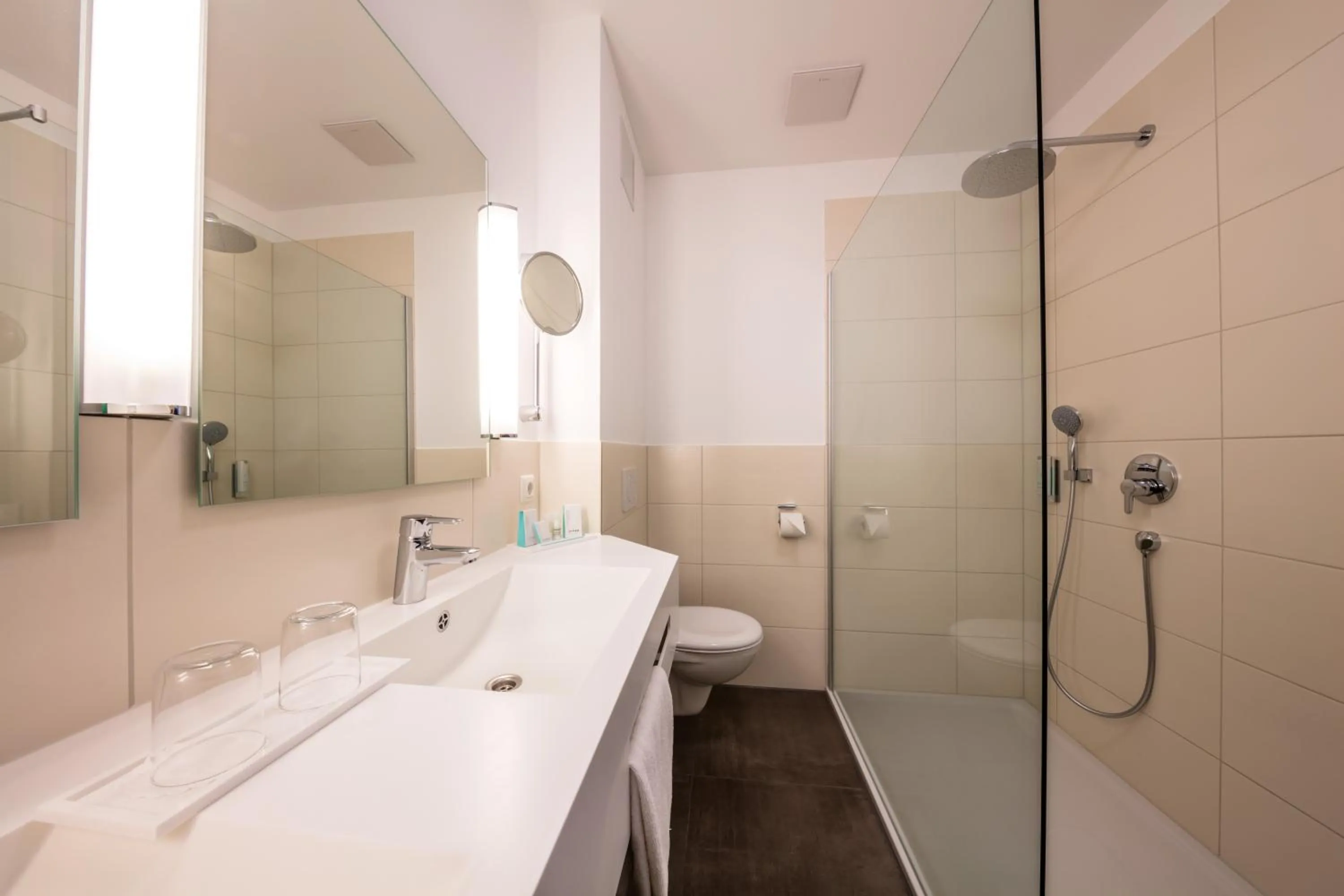 Bathroom in Landhotel Endhart