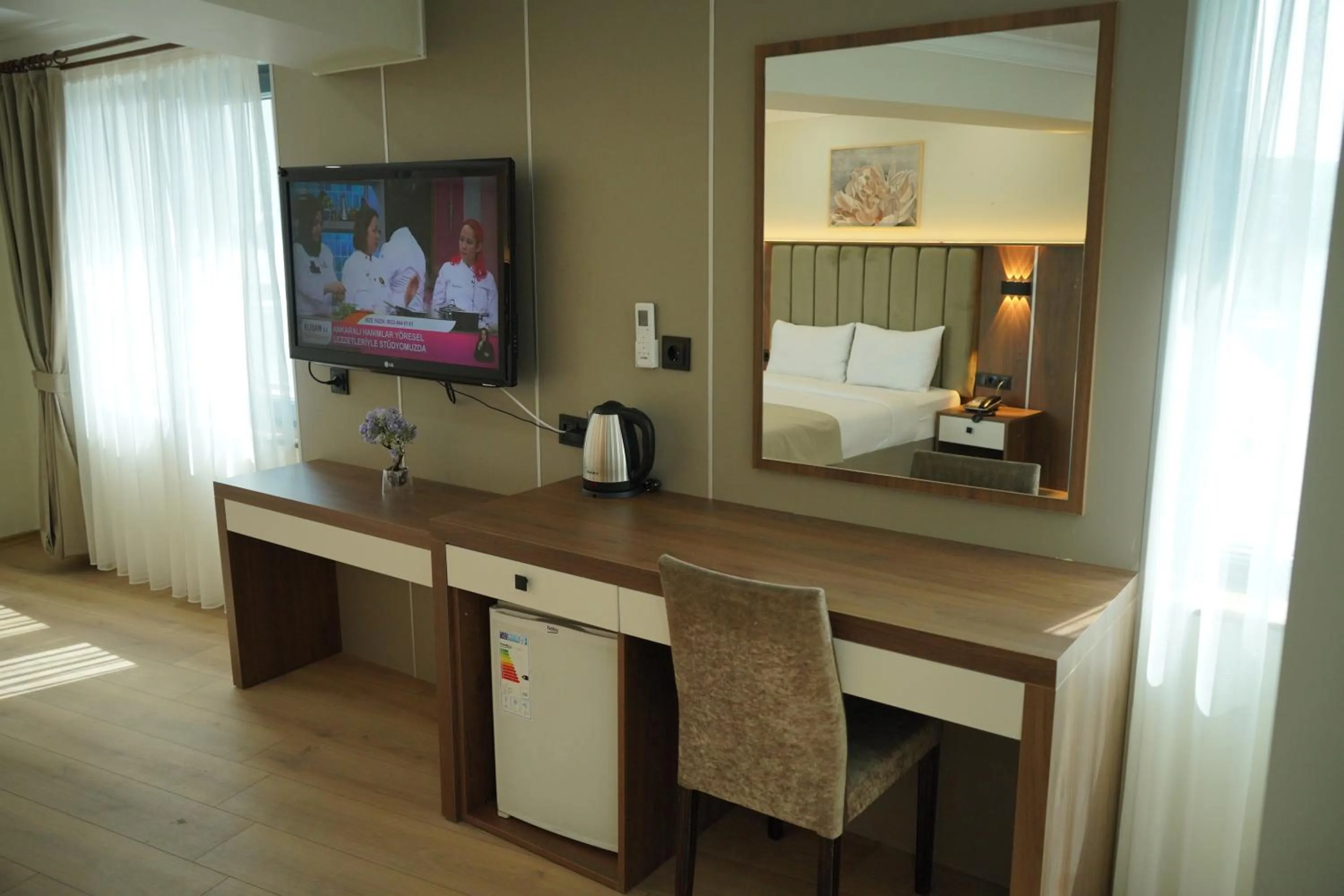 TV and multimedia in Lioncity Hotel