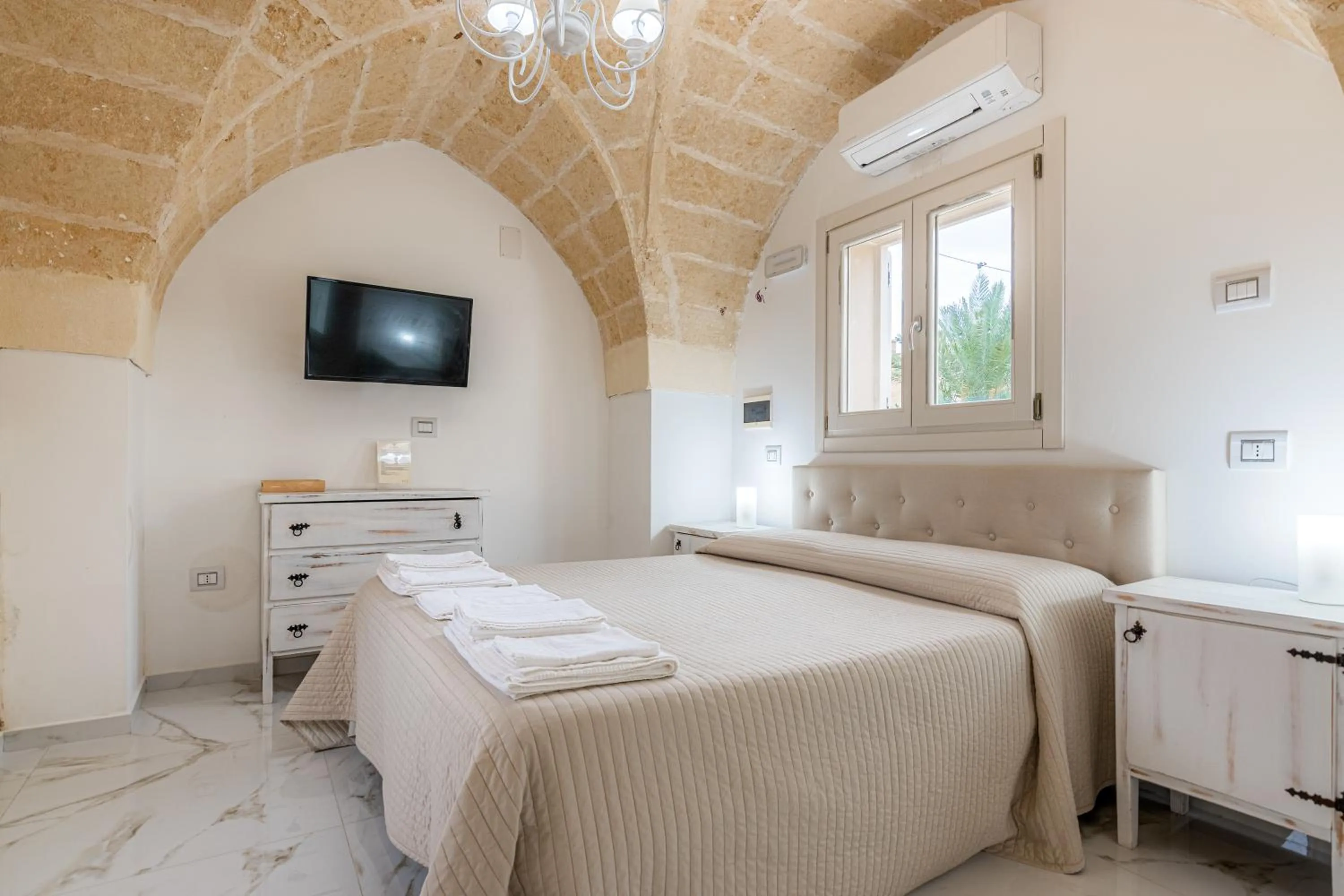 Bedroom, Bed in Masseria Tenuta Quintino