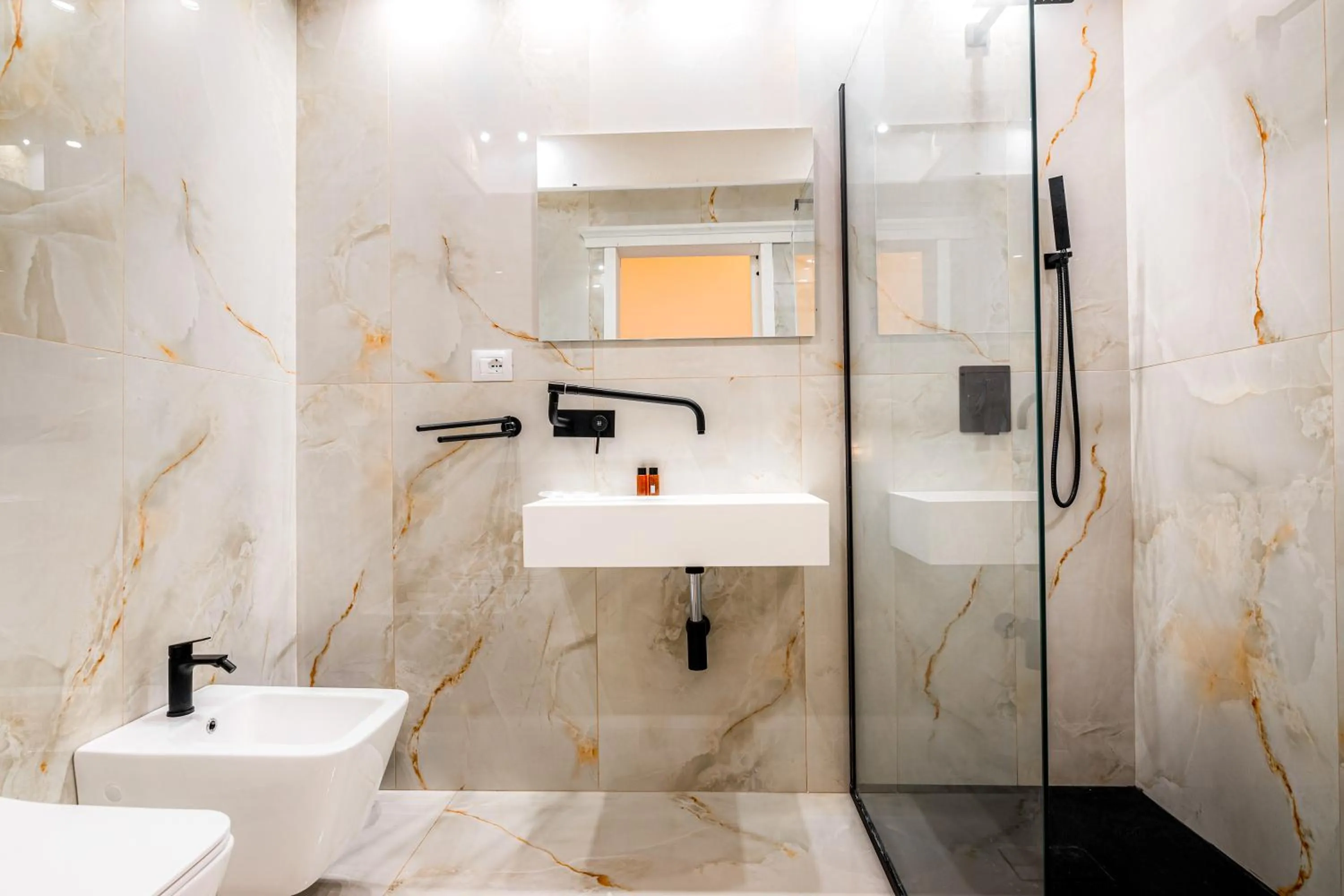 Shower in Masseria Tenuta Quintino