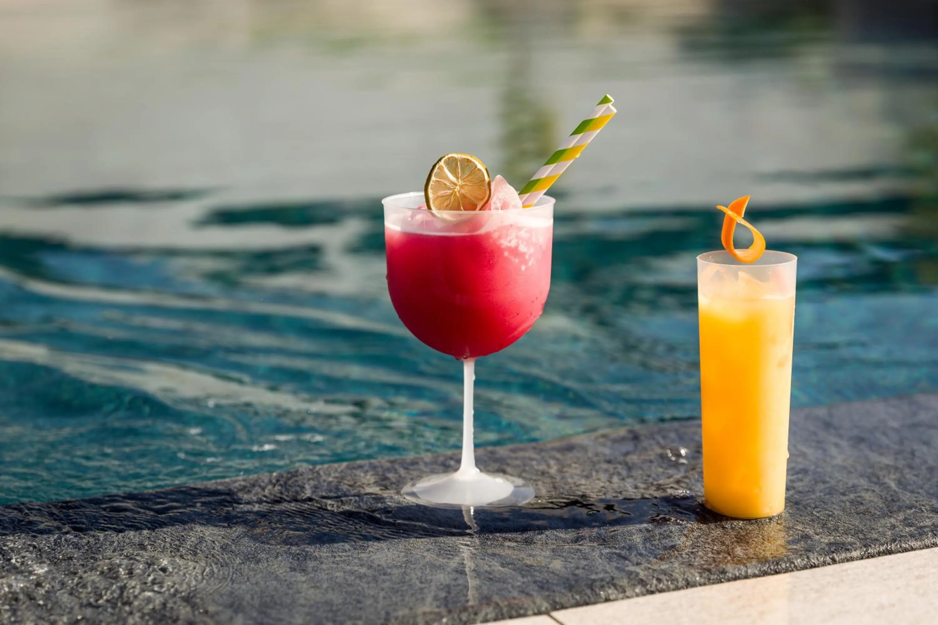 Swimming pool in Hotel Do Parque - Congress & SPA