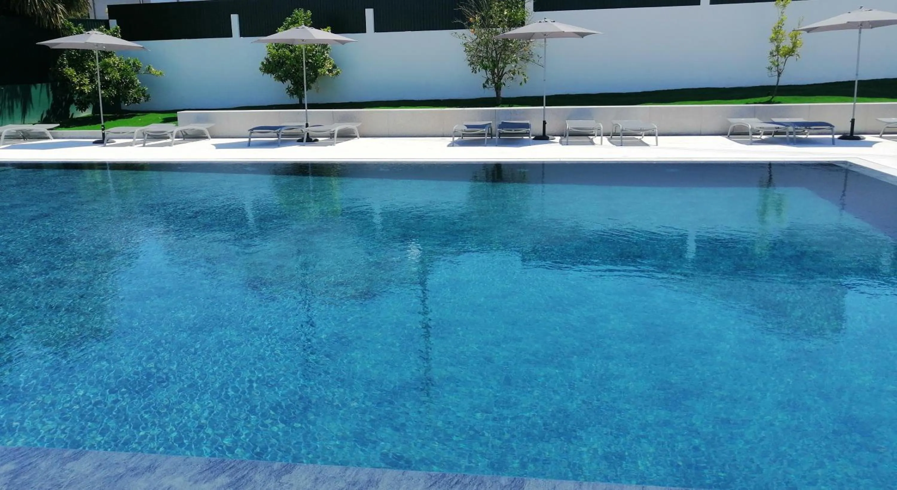 Swimming pool in Hotel Do Parque - Congress & SPA