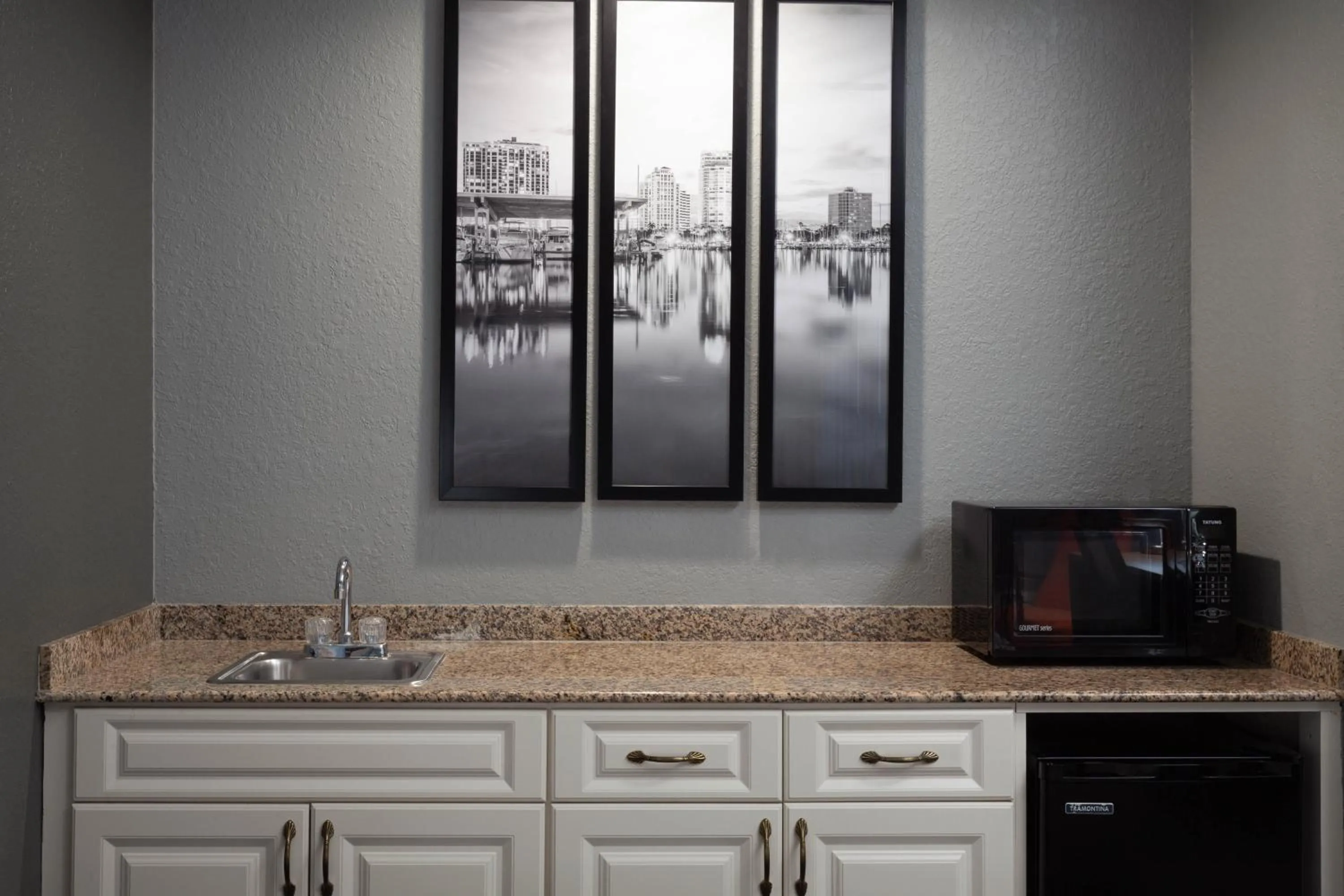 microwave in La Quinta by Wyndham St. Petersburg Northeast *Newly Renovated