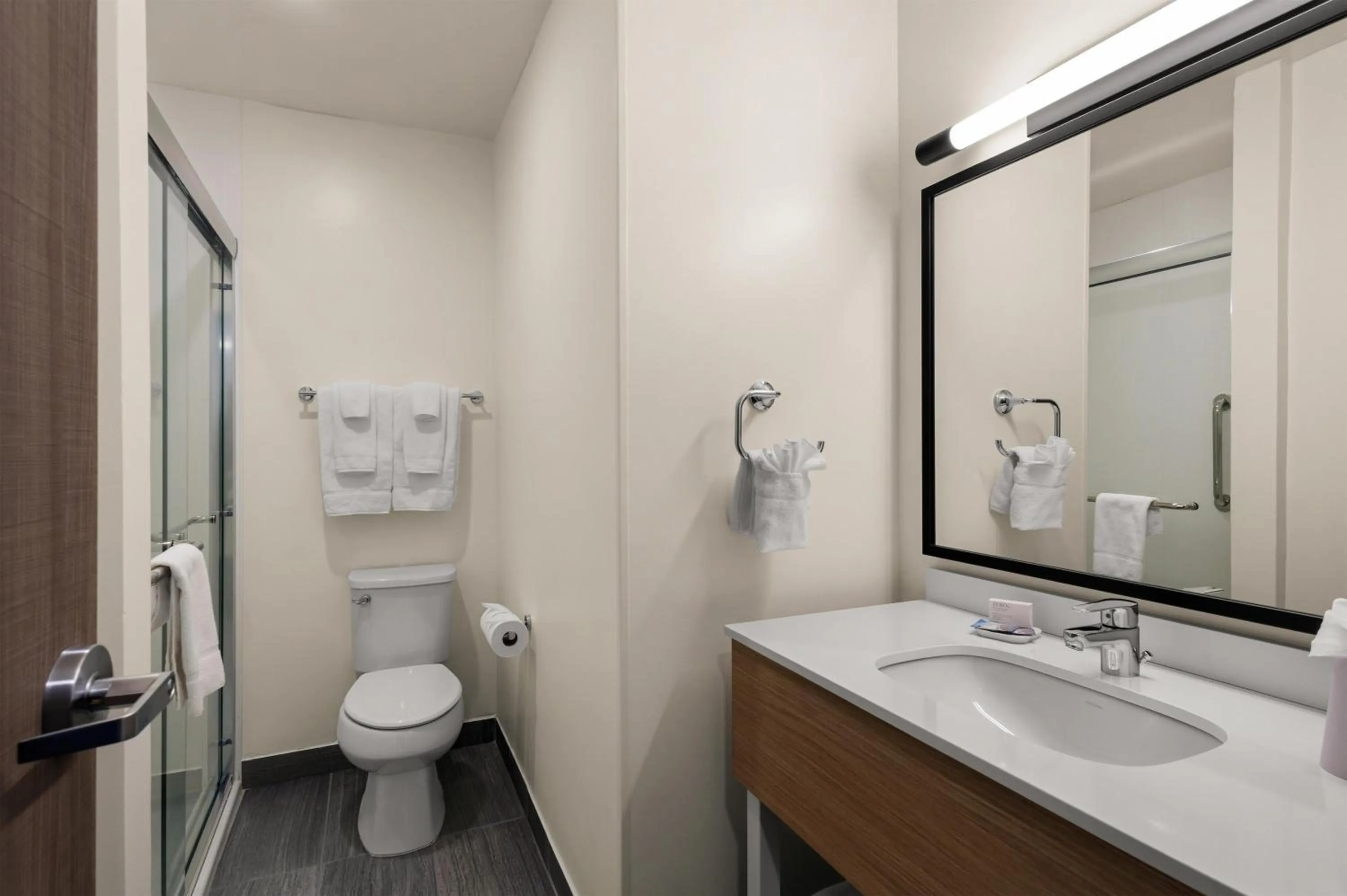 Bathroom in Spark By Hilton Fort Wayne