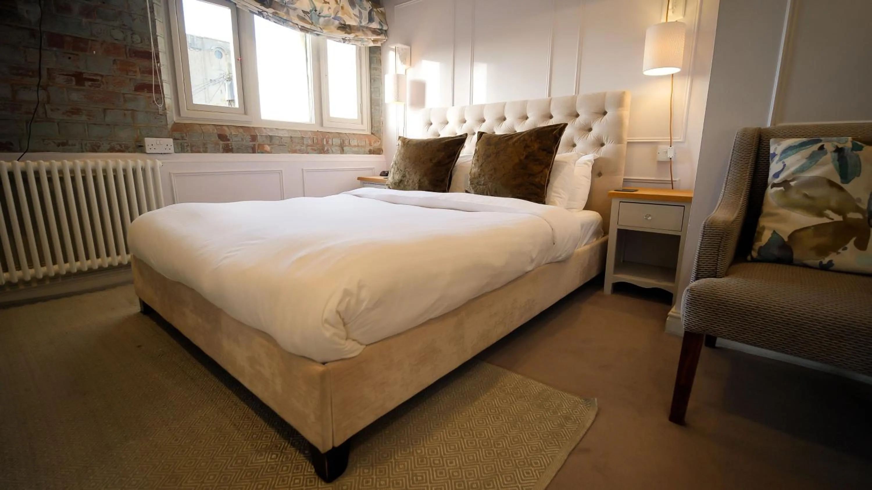 Bed in Castle Hotel & Apartments