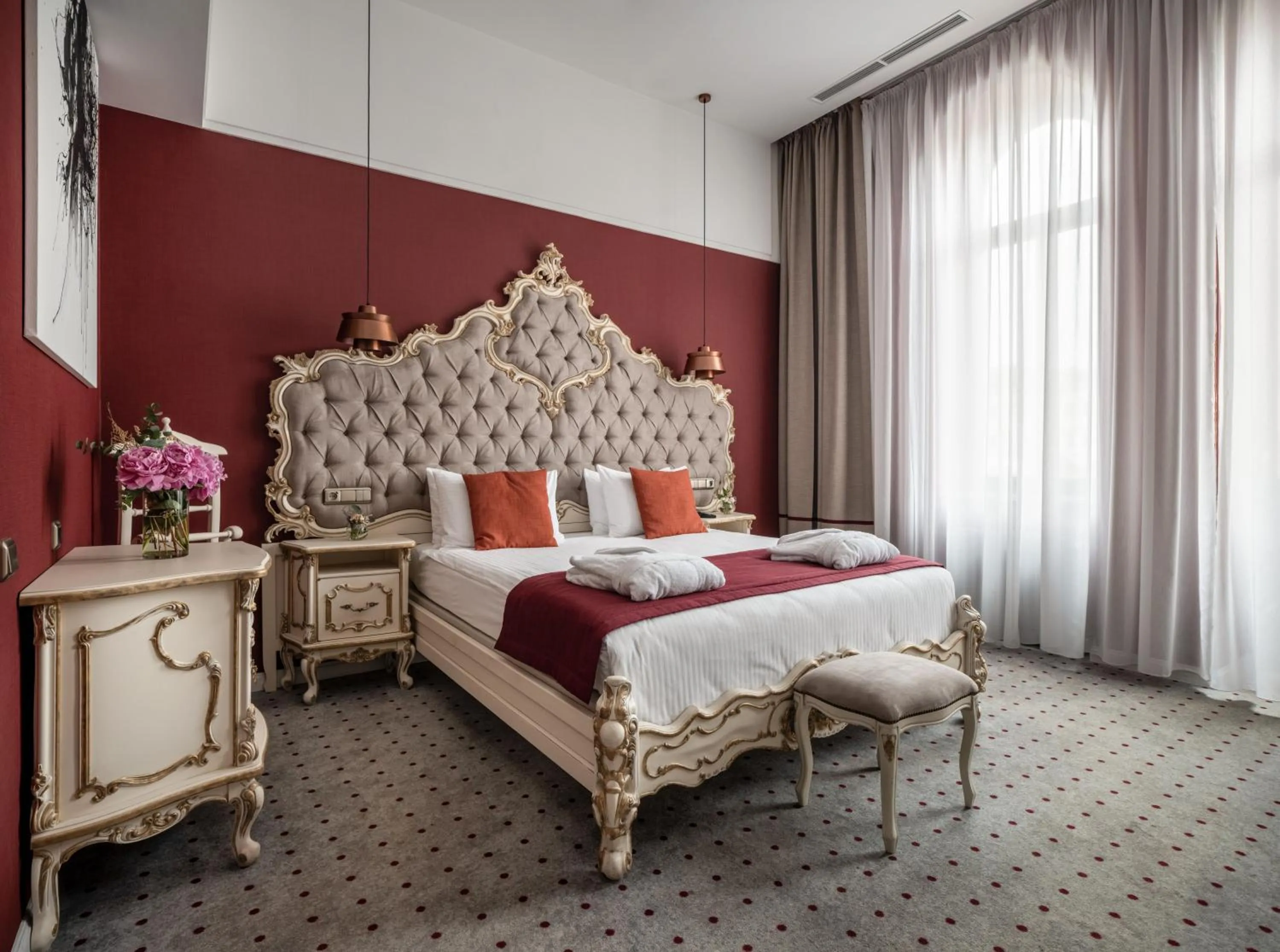Bed in Grand Hotel Lviv Casino & Spa