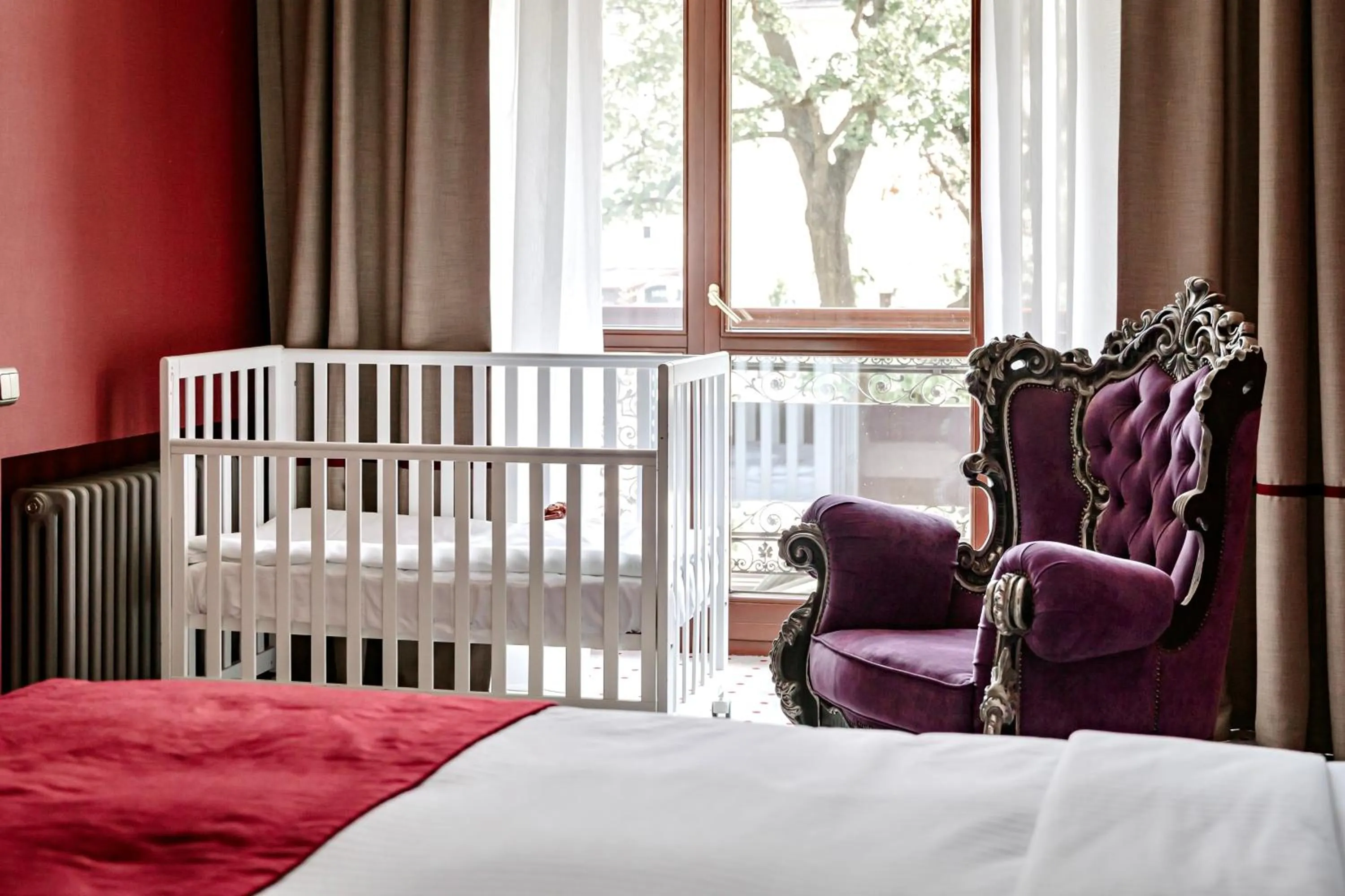 children, Bed in Grand Hotel Lviv Casino & Spa