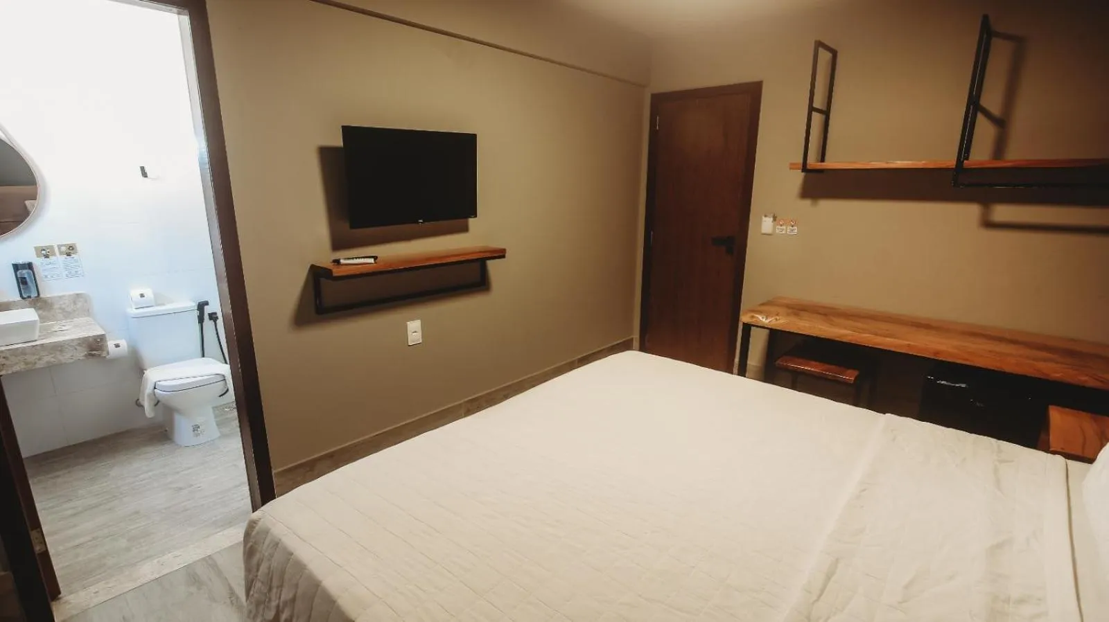 Photo of the whole room, Bed in Pousada Pérola Do Morro