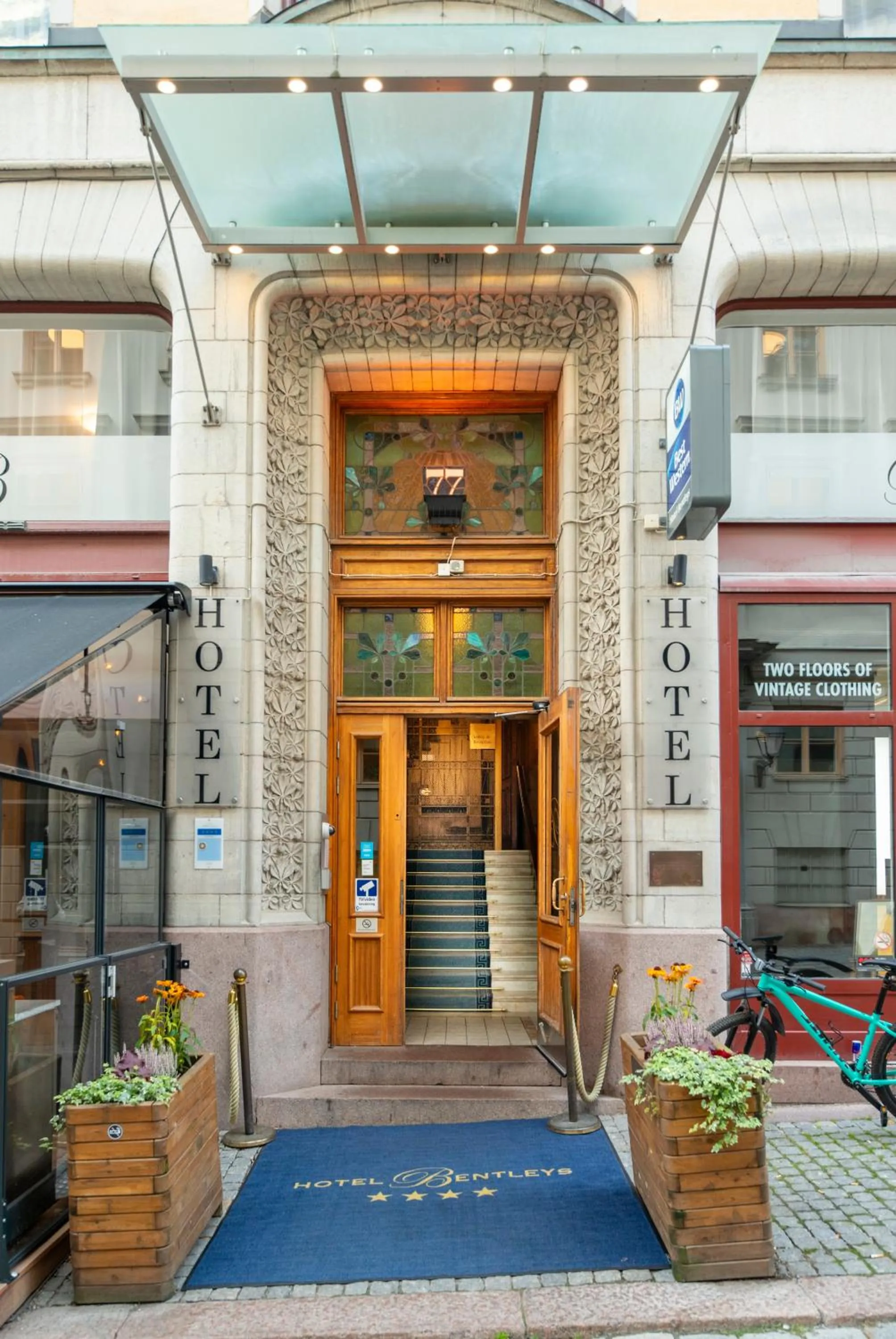 Facade/entrance in Best Western Hotel Bentleys