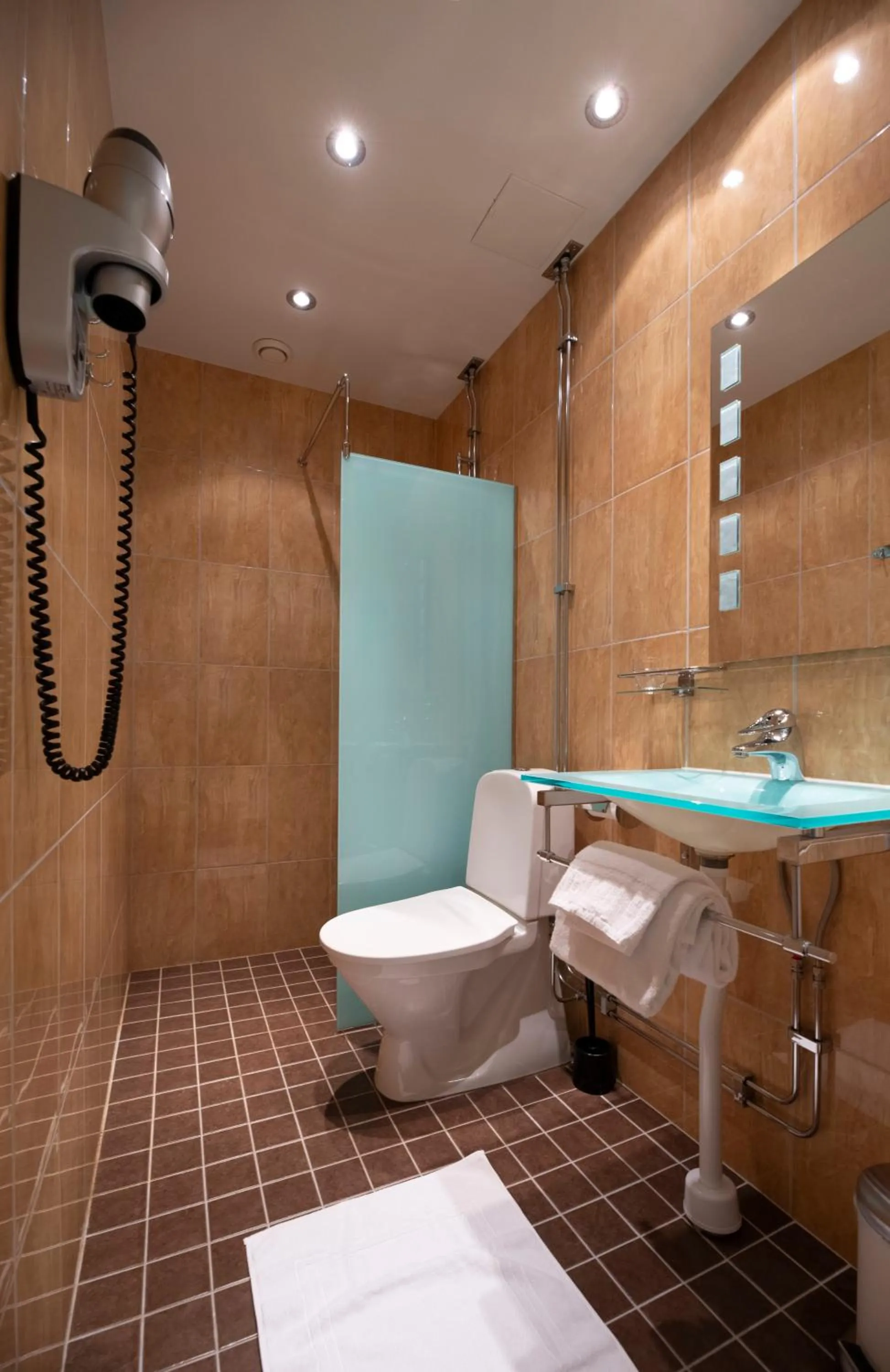 Bathroom in Best Western Hotel Bentleys