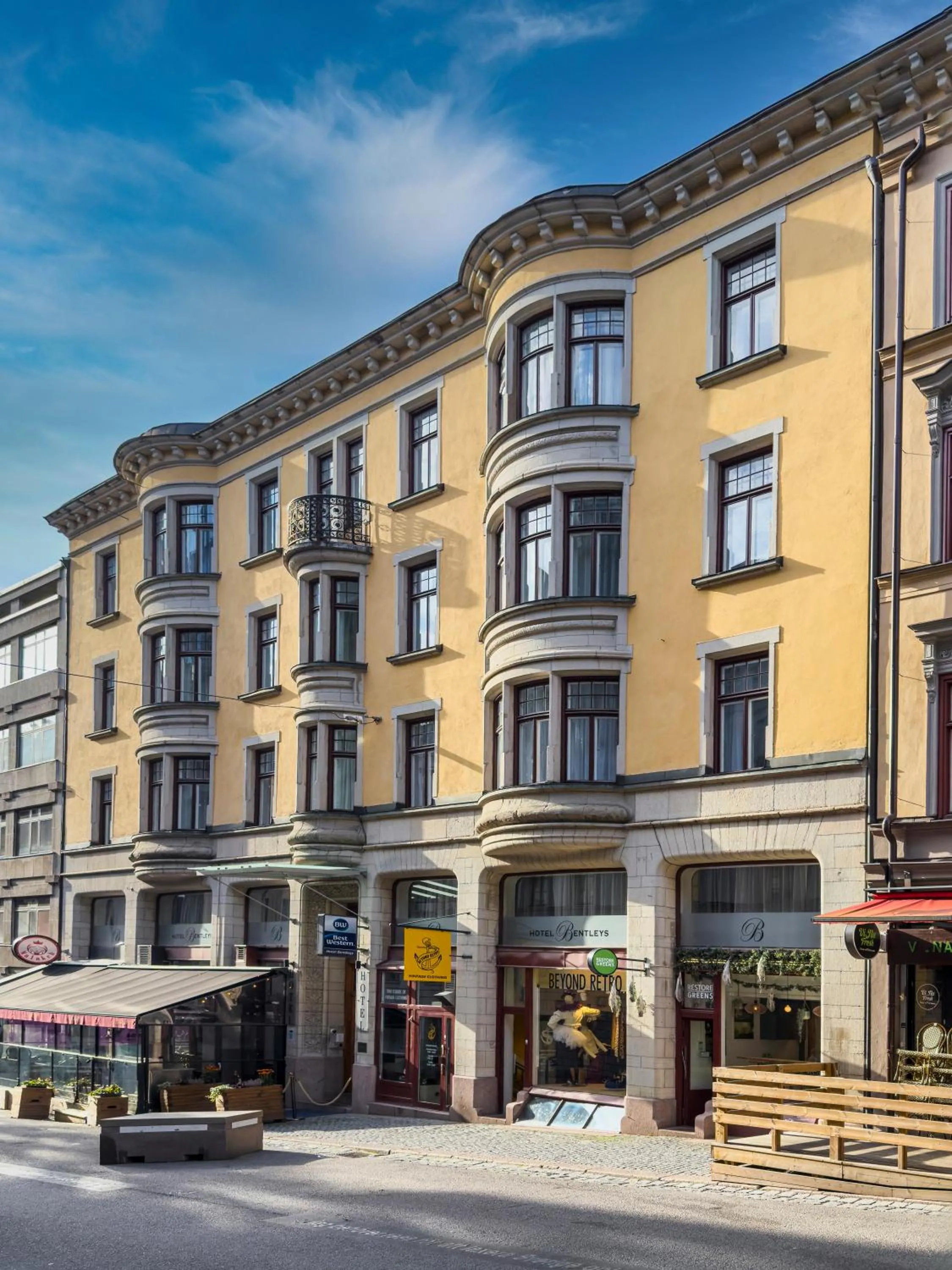 Facade/entrance in Best Western Hotel Bentleys