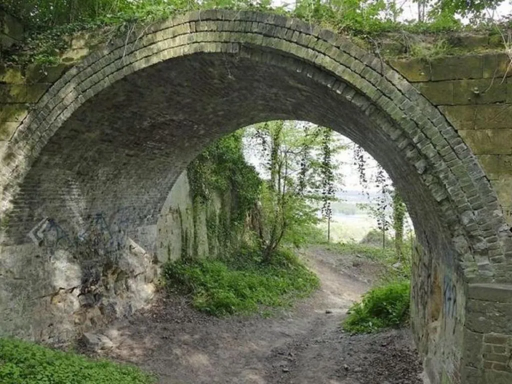 Neighbourhood in Spacious Apartment near Town Center in Mesch