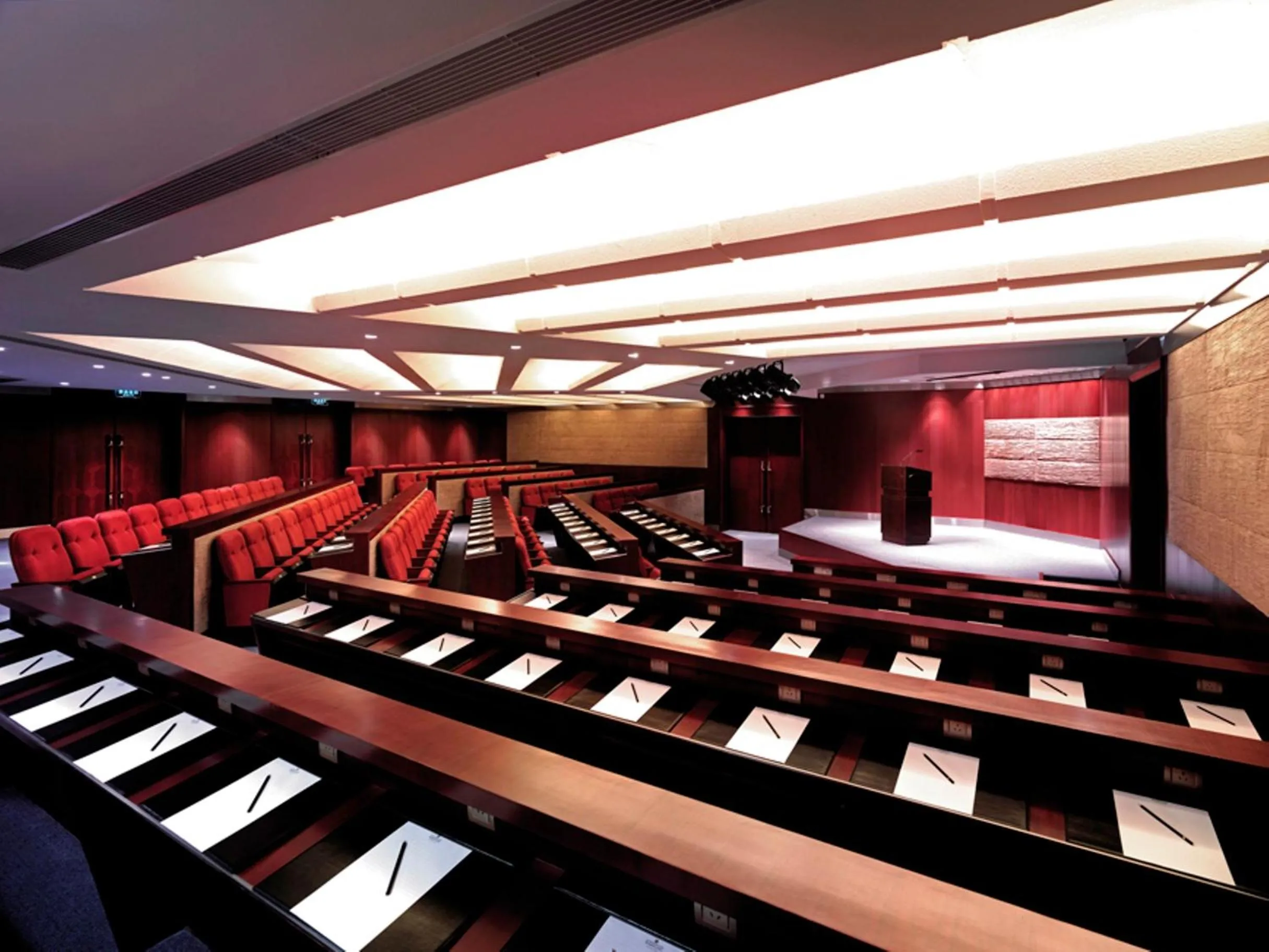 Business facilities in Shangri-La Suzhou