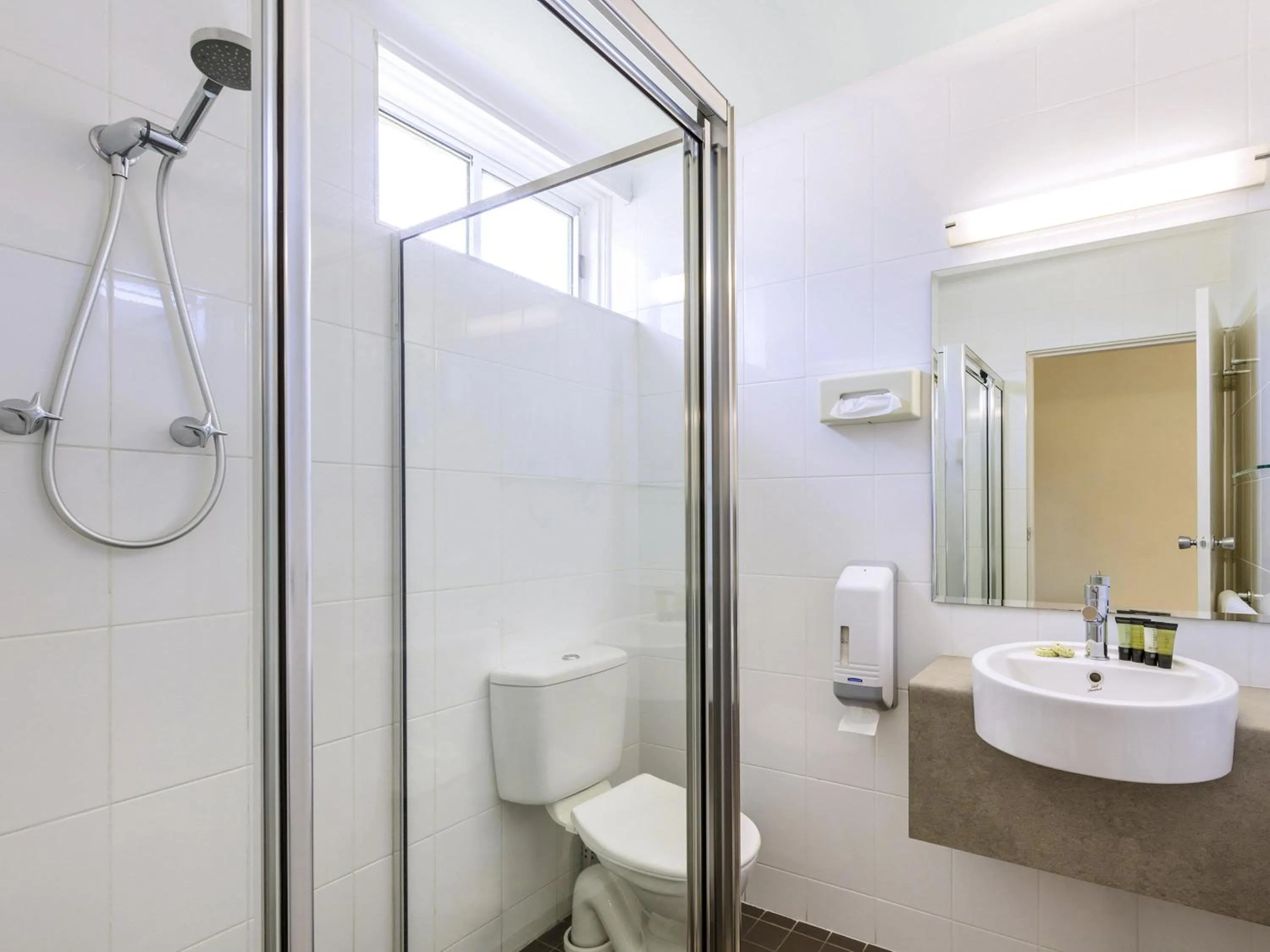 Bedroom in BreakFree Queanbeyan