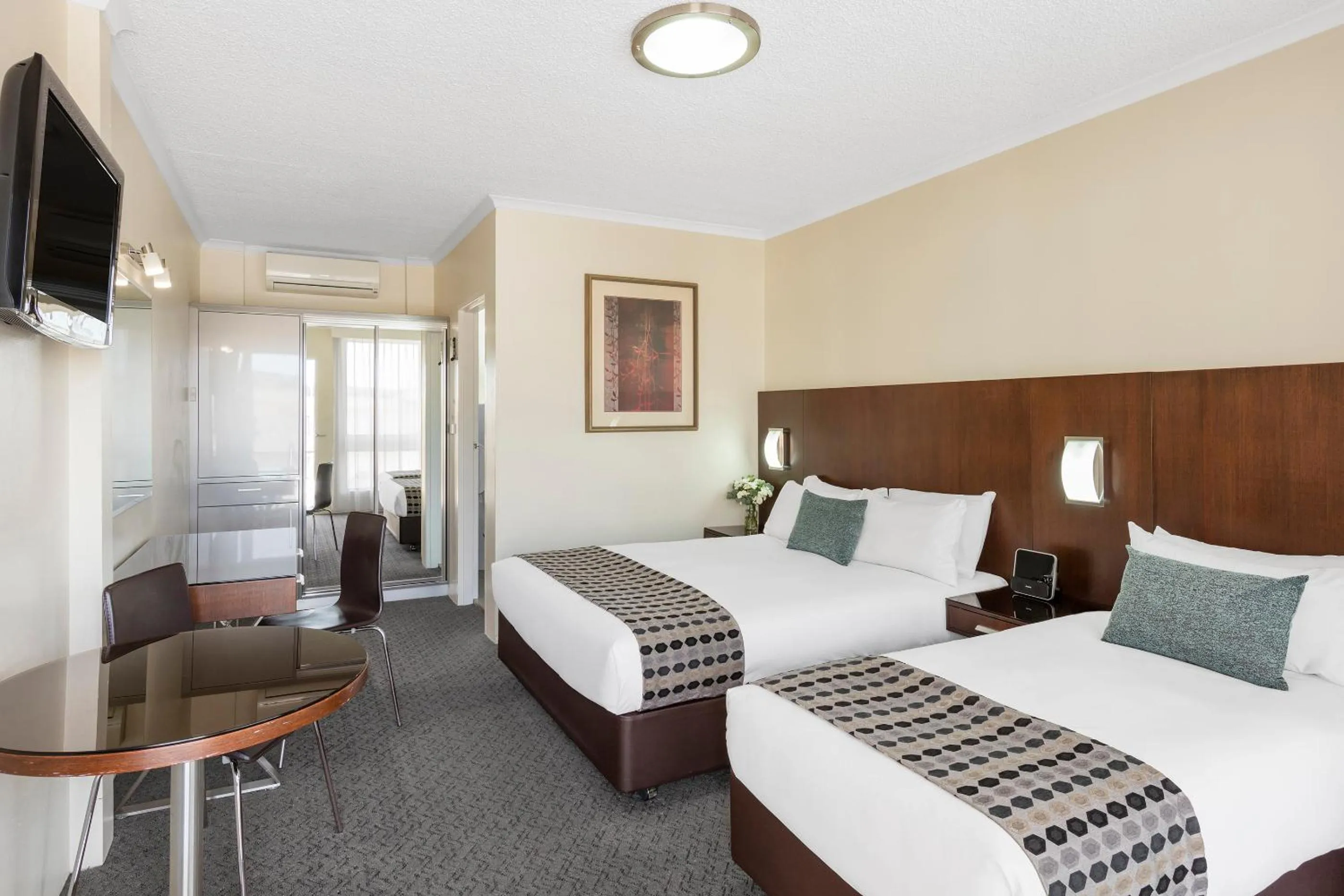 Bedroom, Bed in BreakFree Queanbeyan