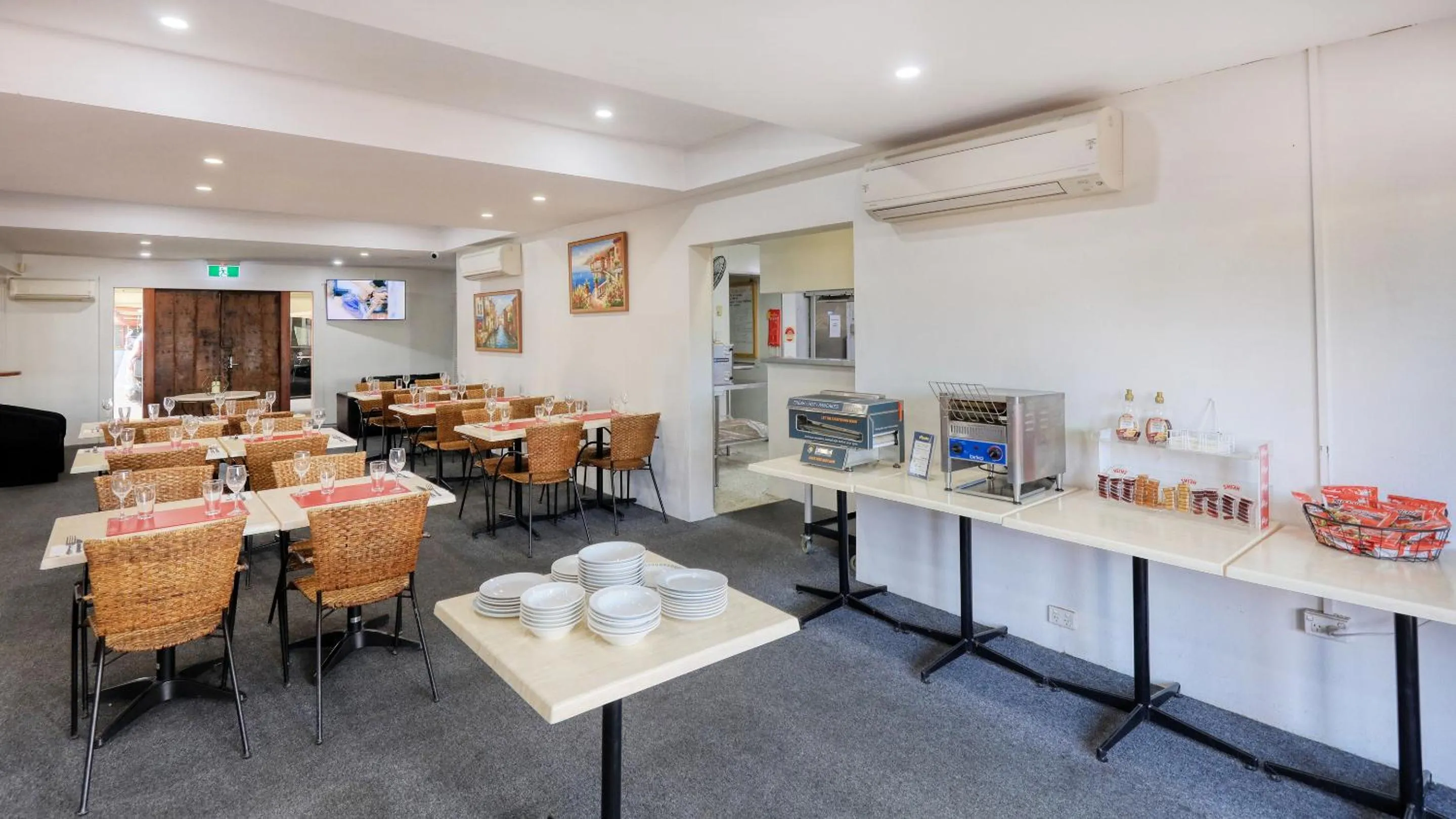 Banquet/Function facilities in Mackay Rose Motel