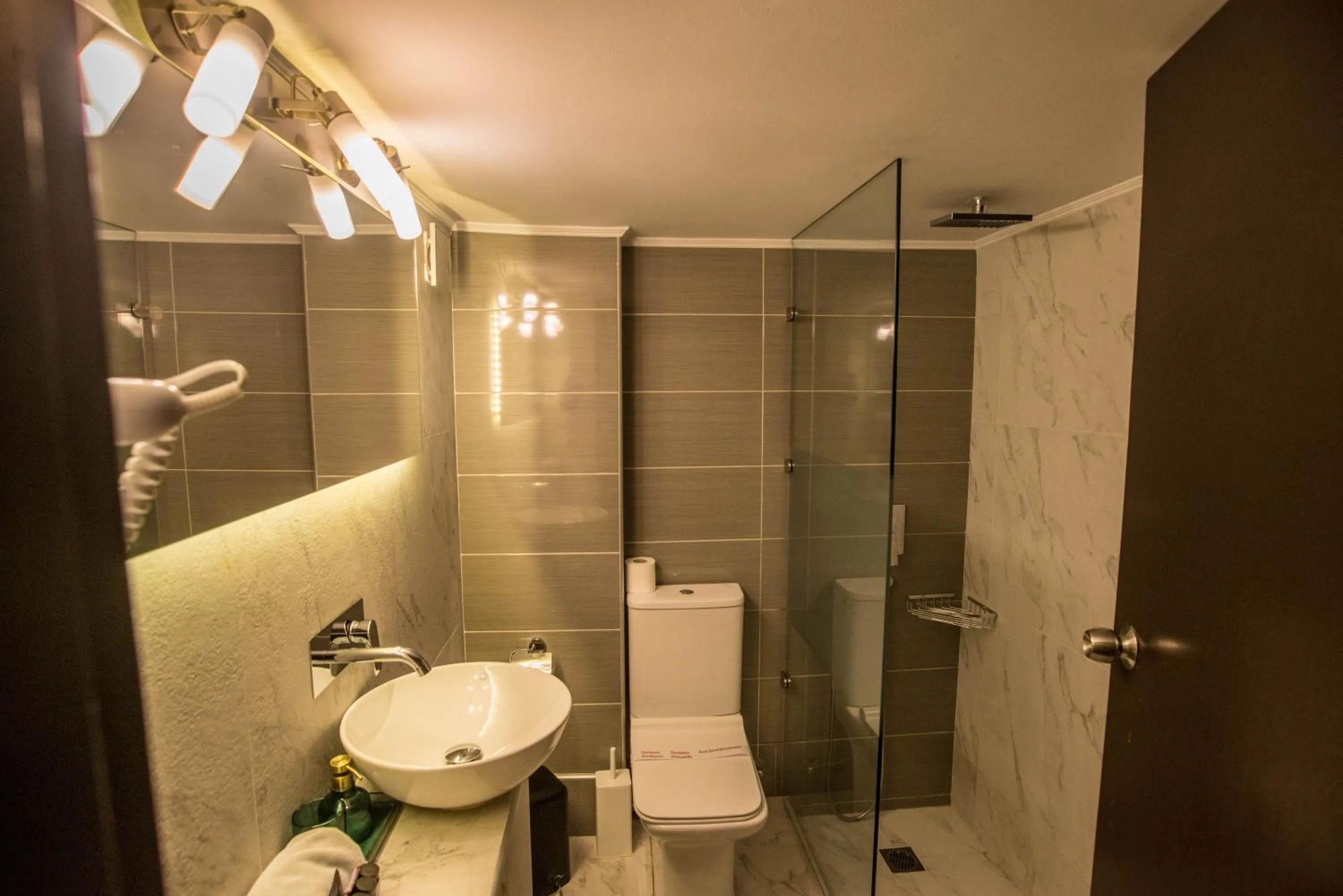 Shower in John's Hotel