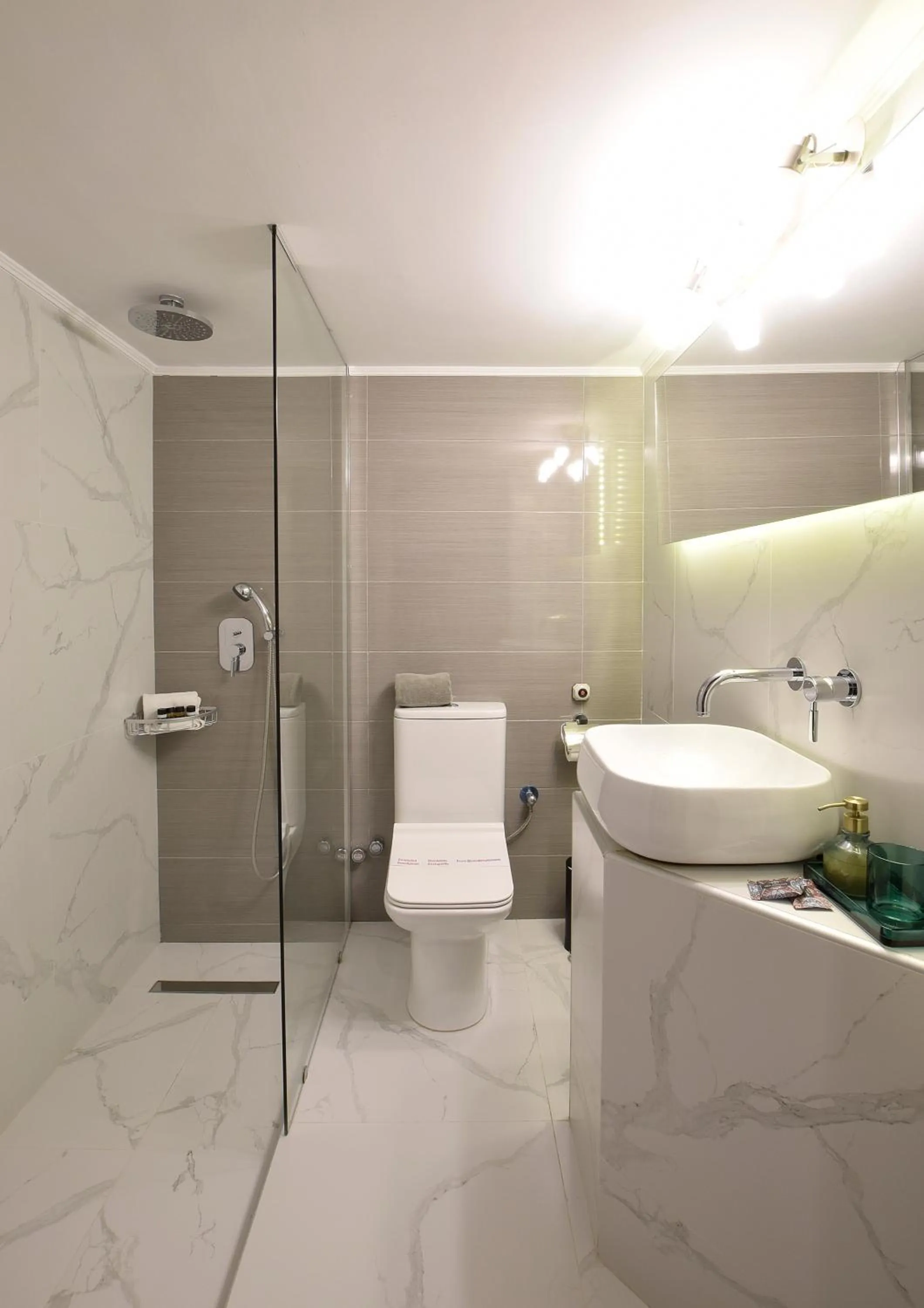 Shower in John's Hotel