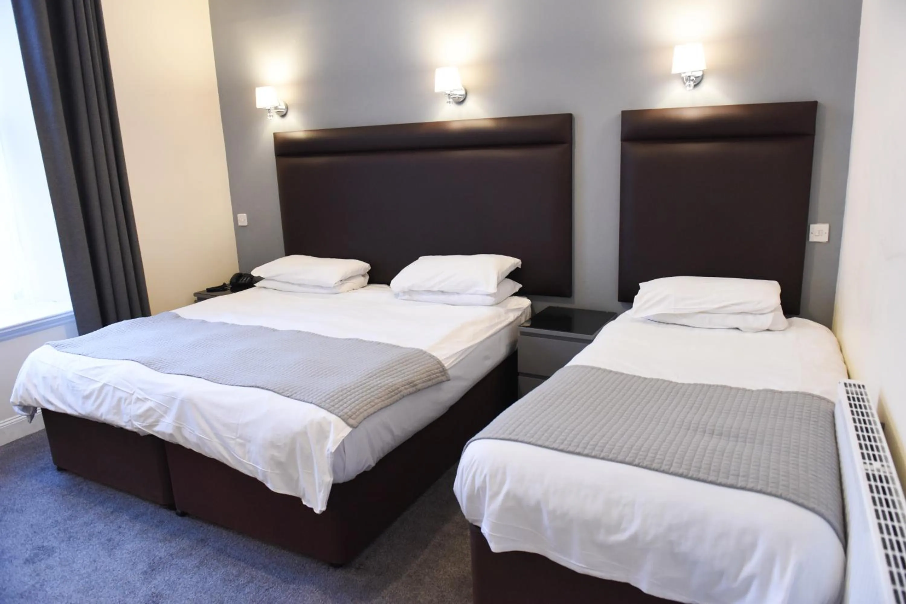 Bedroom, Bed in Sandyford Hotel