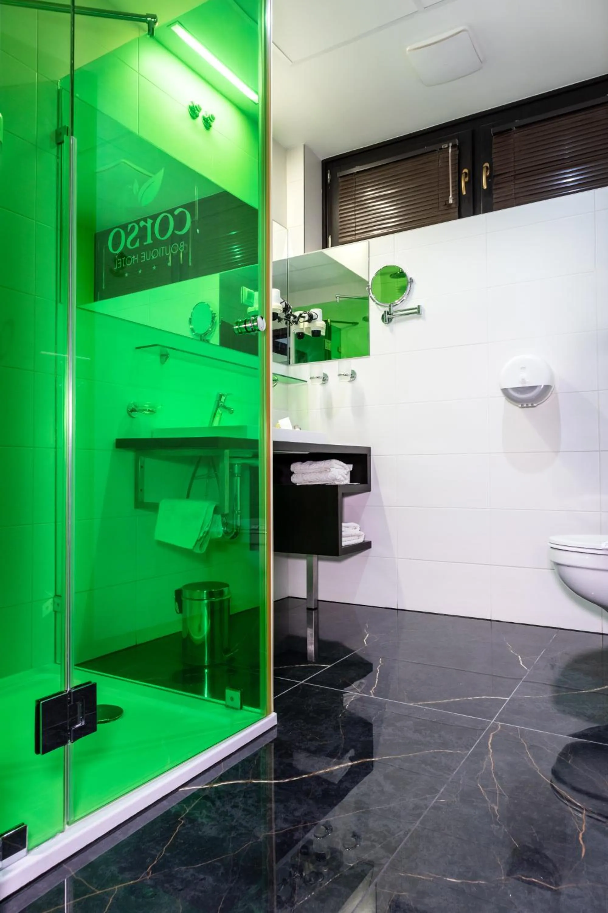 Shower in Corso Boutique Hotel