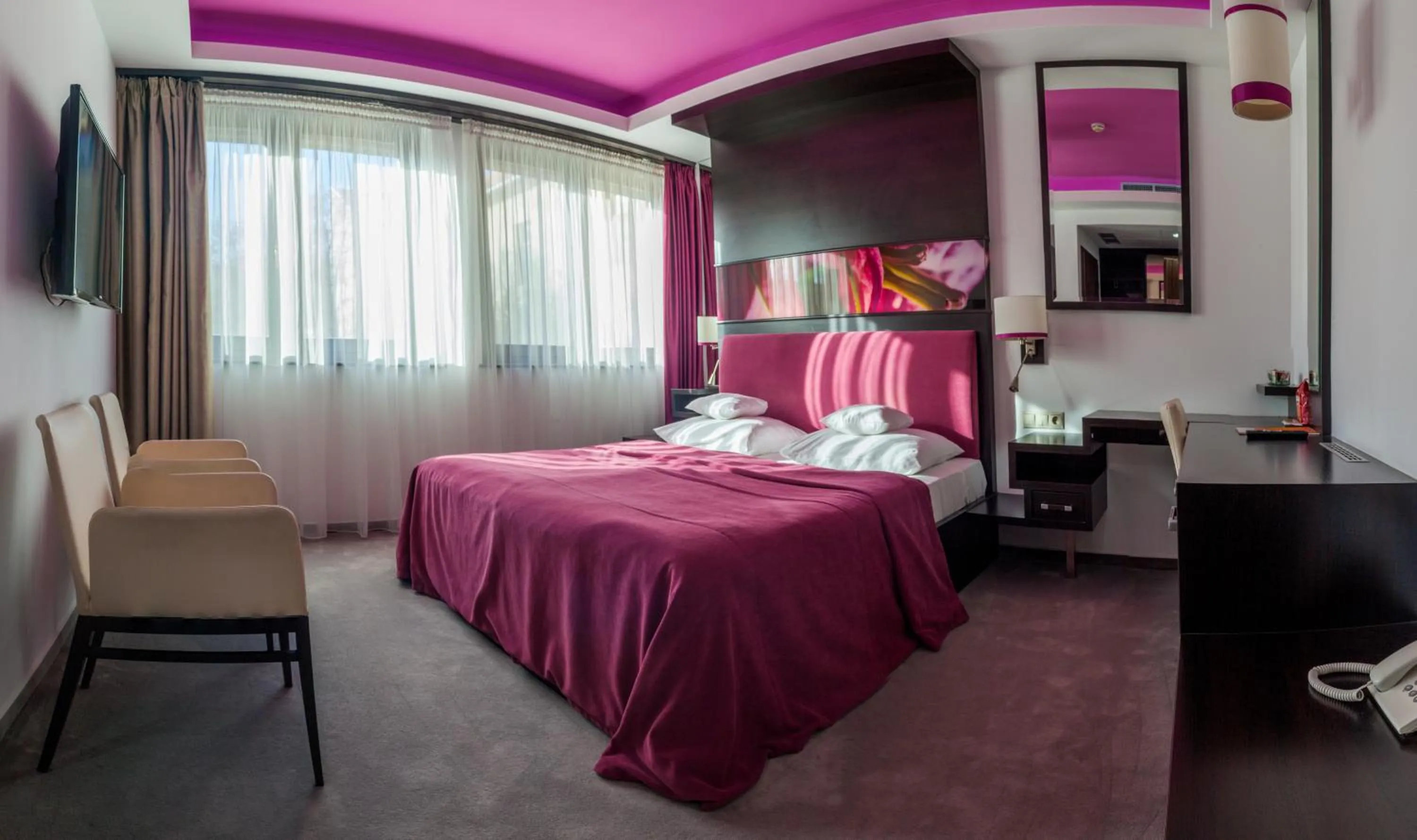 Bed in Corso Boutique Hotel