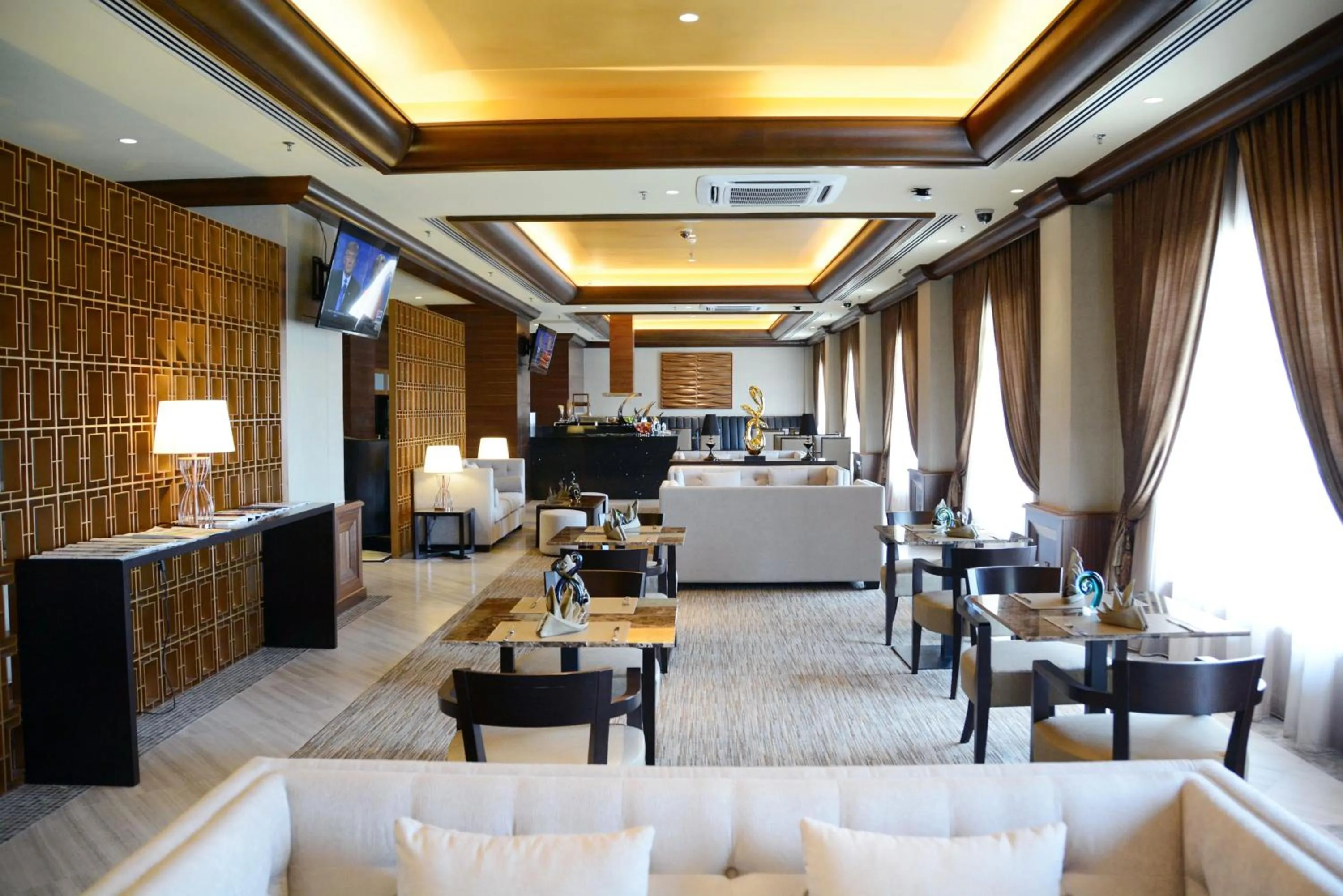 Lounge or bar in Sama Sama Hotel KLIA