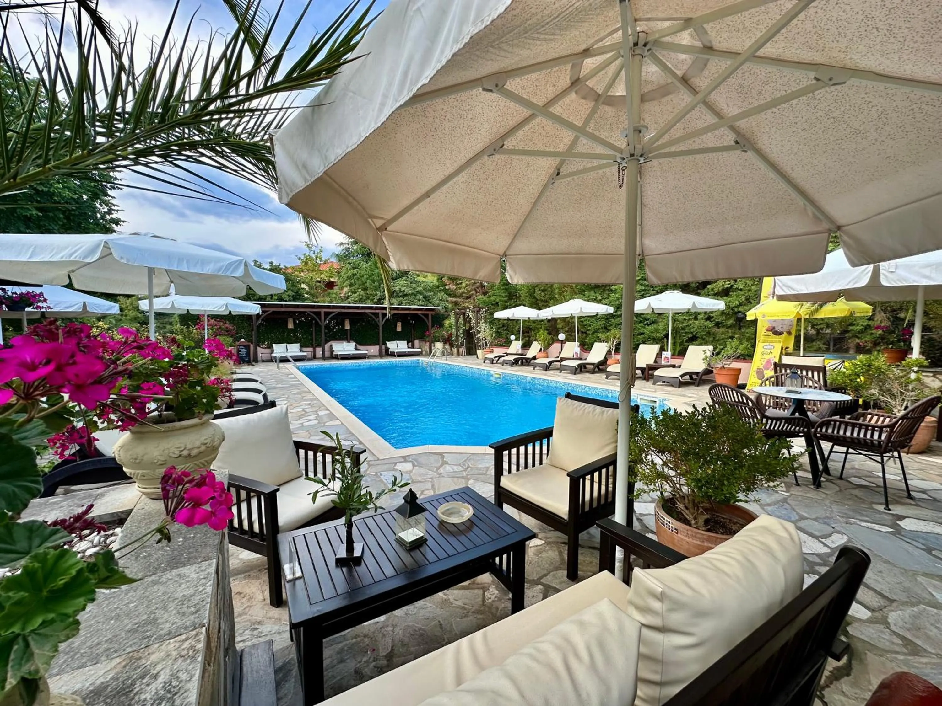 Patio in Agrili Apartments & Rooms