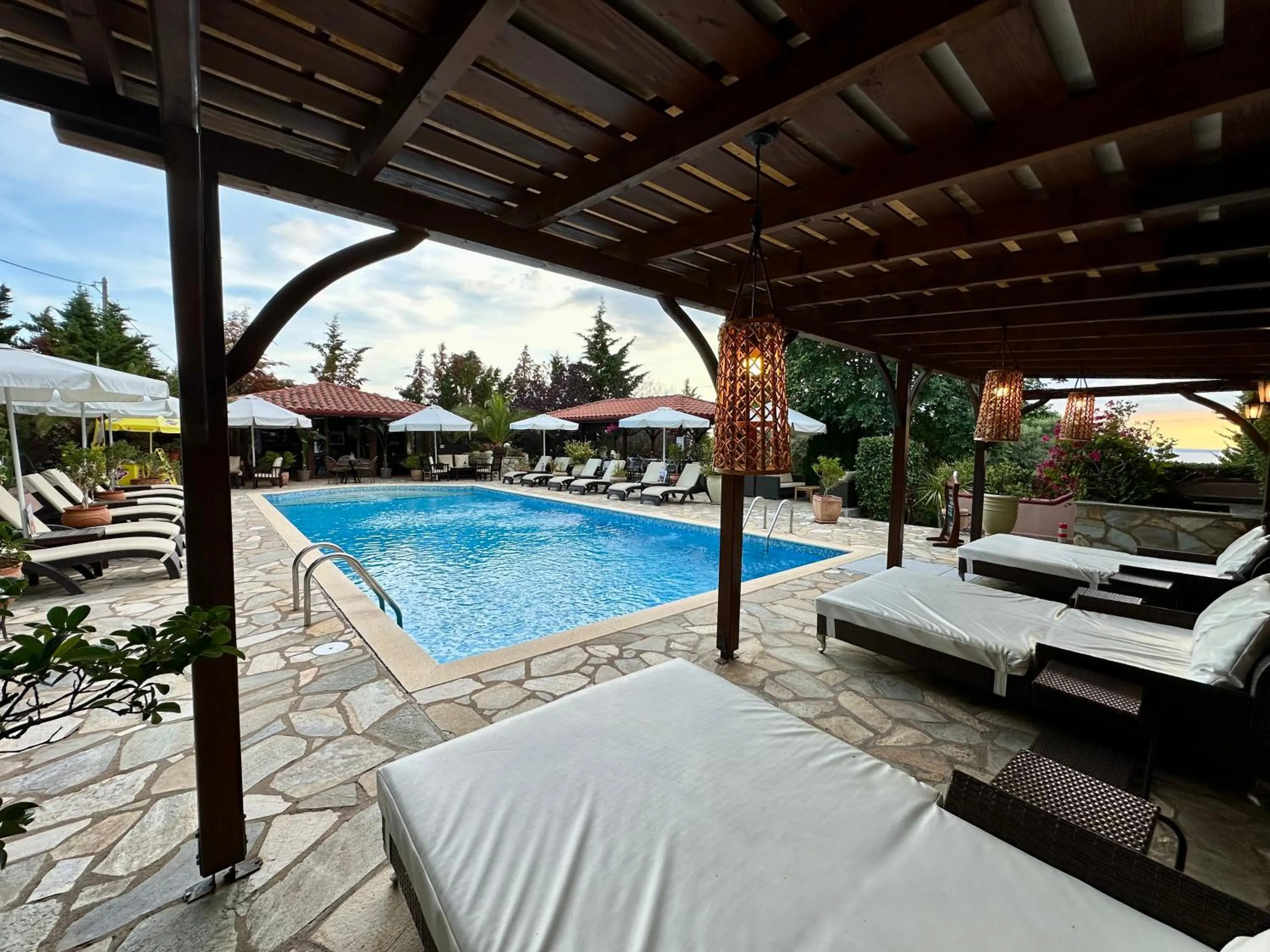 Patio in Agrili Apartments & Rooms