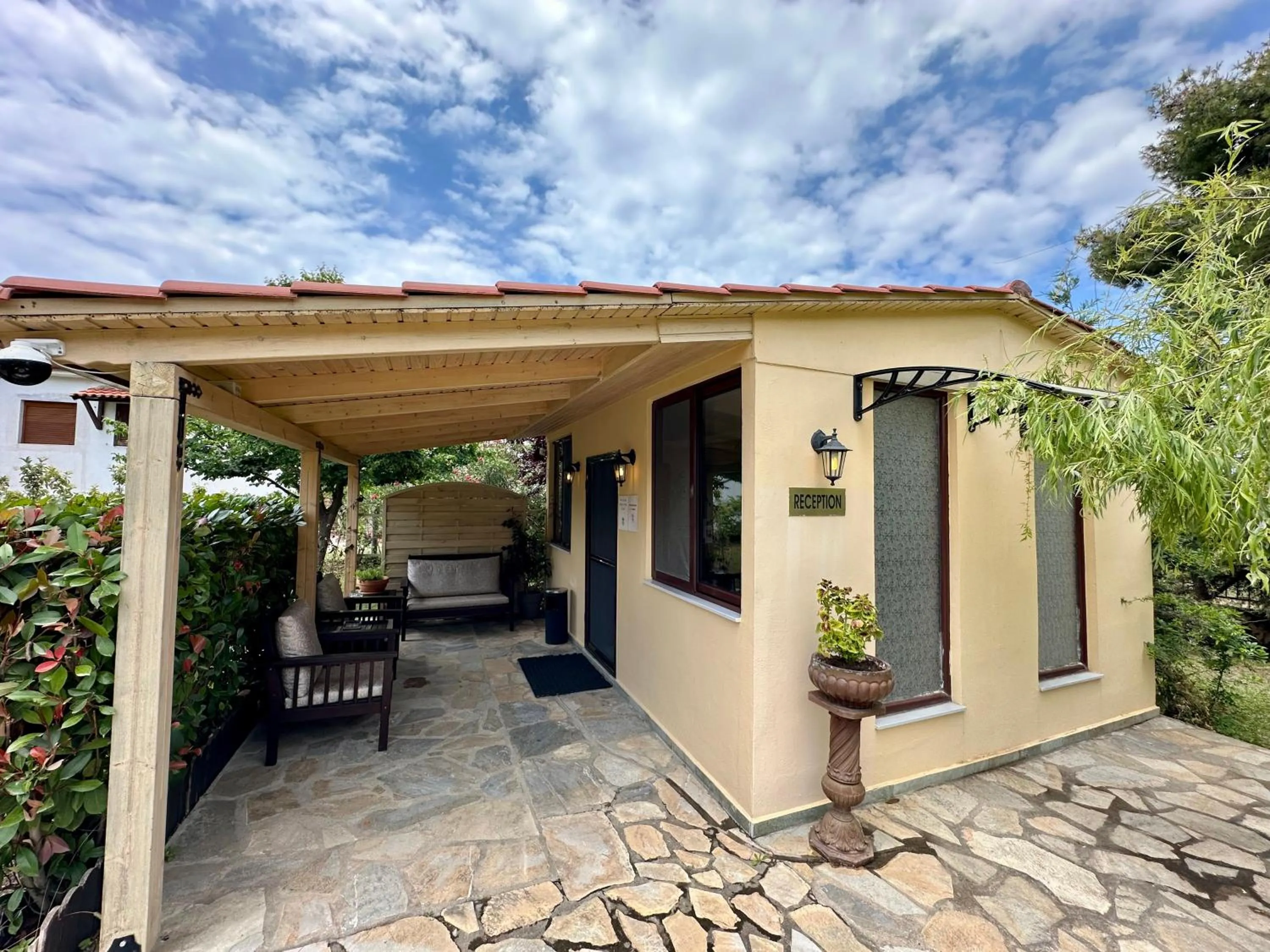 Property building in Agrili Apartments & Rooms