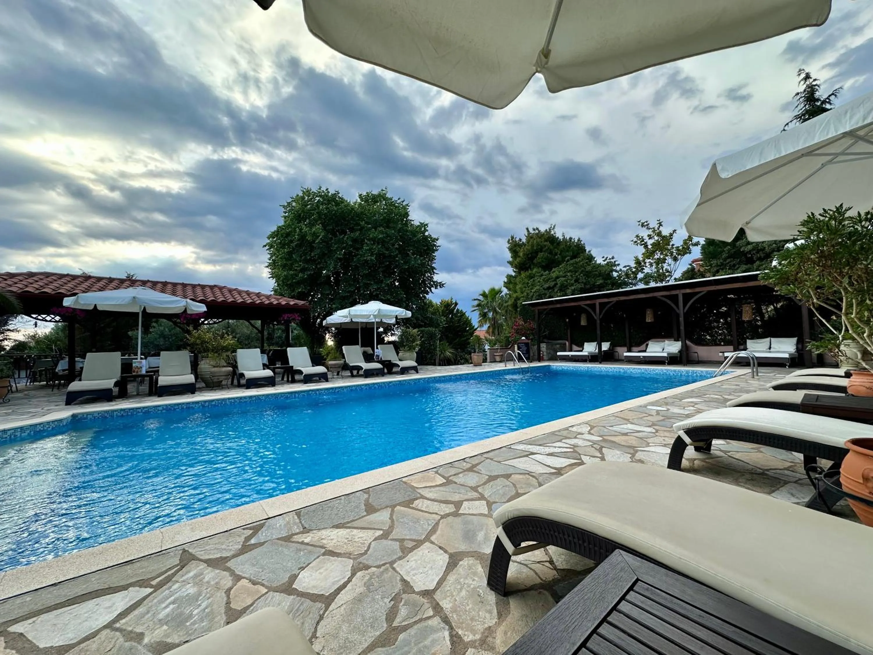 Patio in Agrili Apartments & Rooms