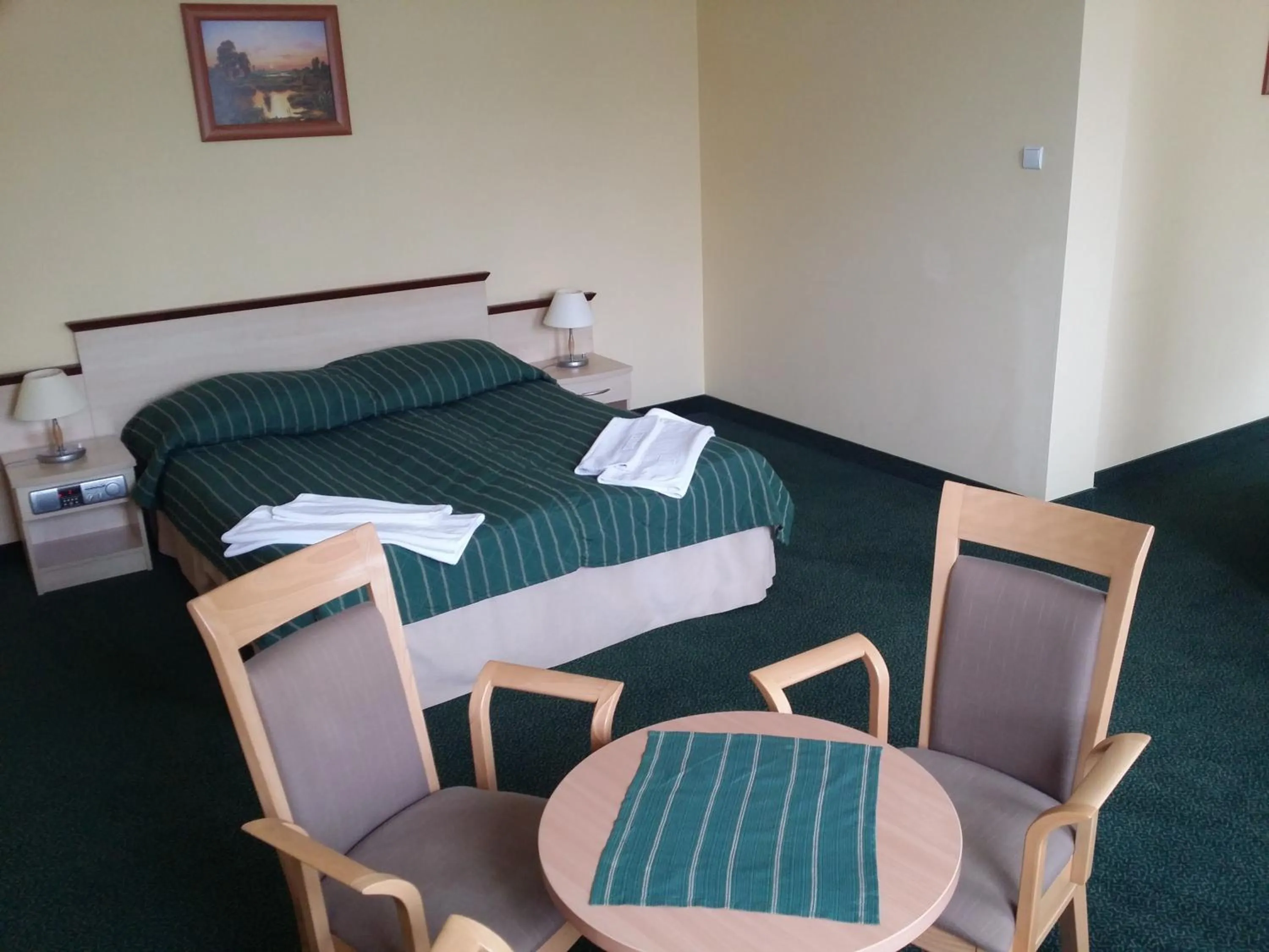 Bedroom, Bed in Hotel Wodnik