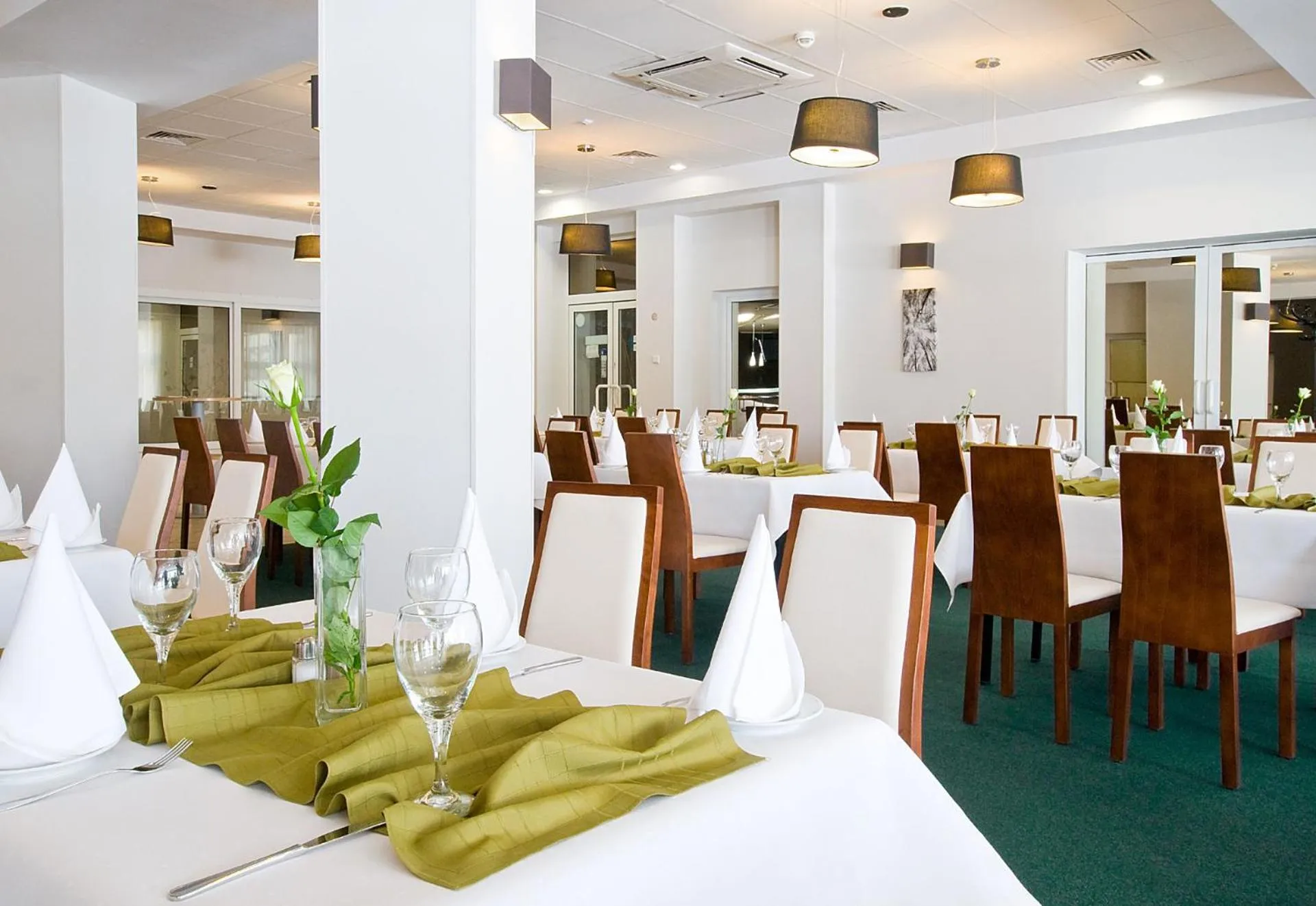 Restaurant/places to eat in Hotel Wodnik