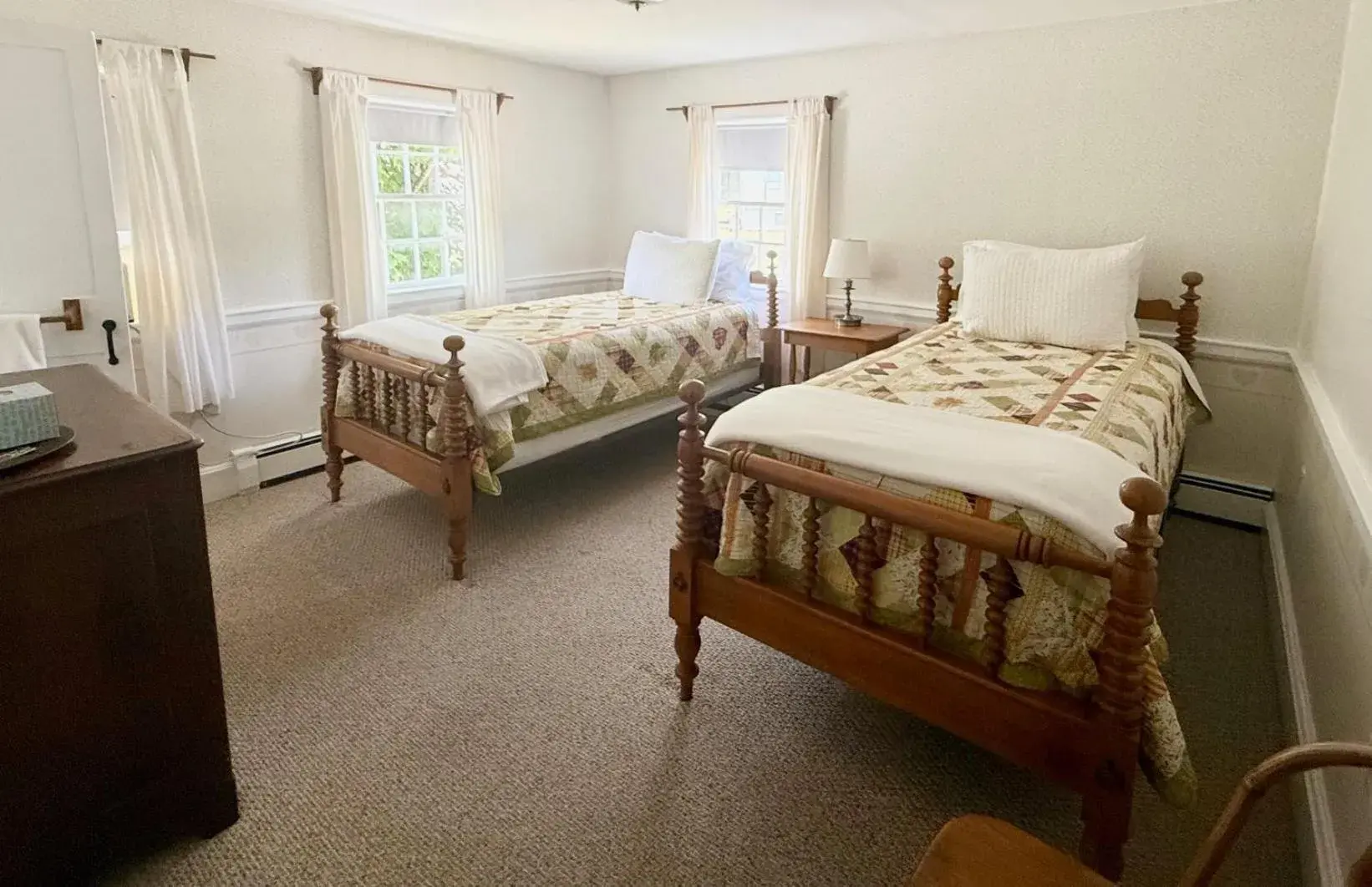 Twin Room in Colonel Spencer Inn Twin Room in Colonel Spencer Inn