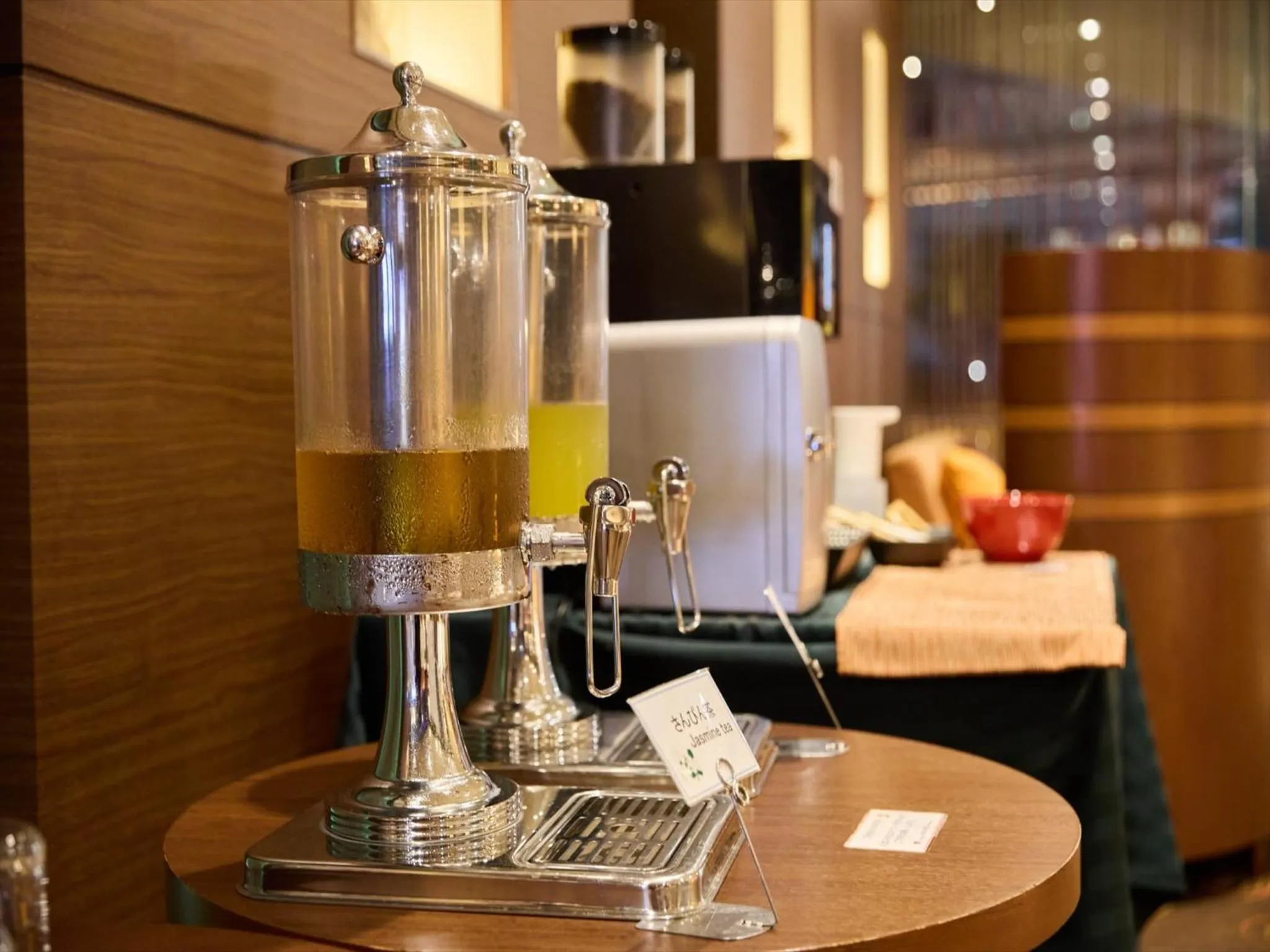 Communal lounge/ TV room in Okinawa NaHaNa Hotel & Spa