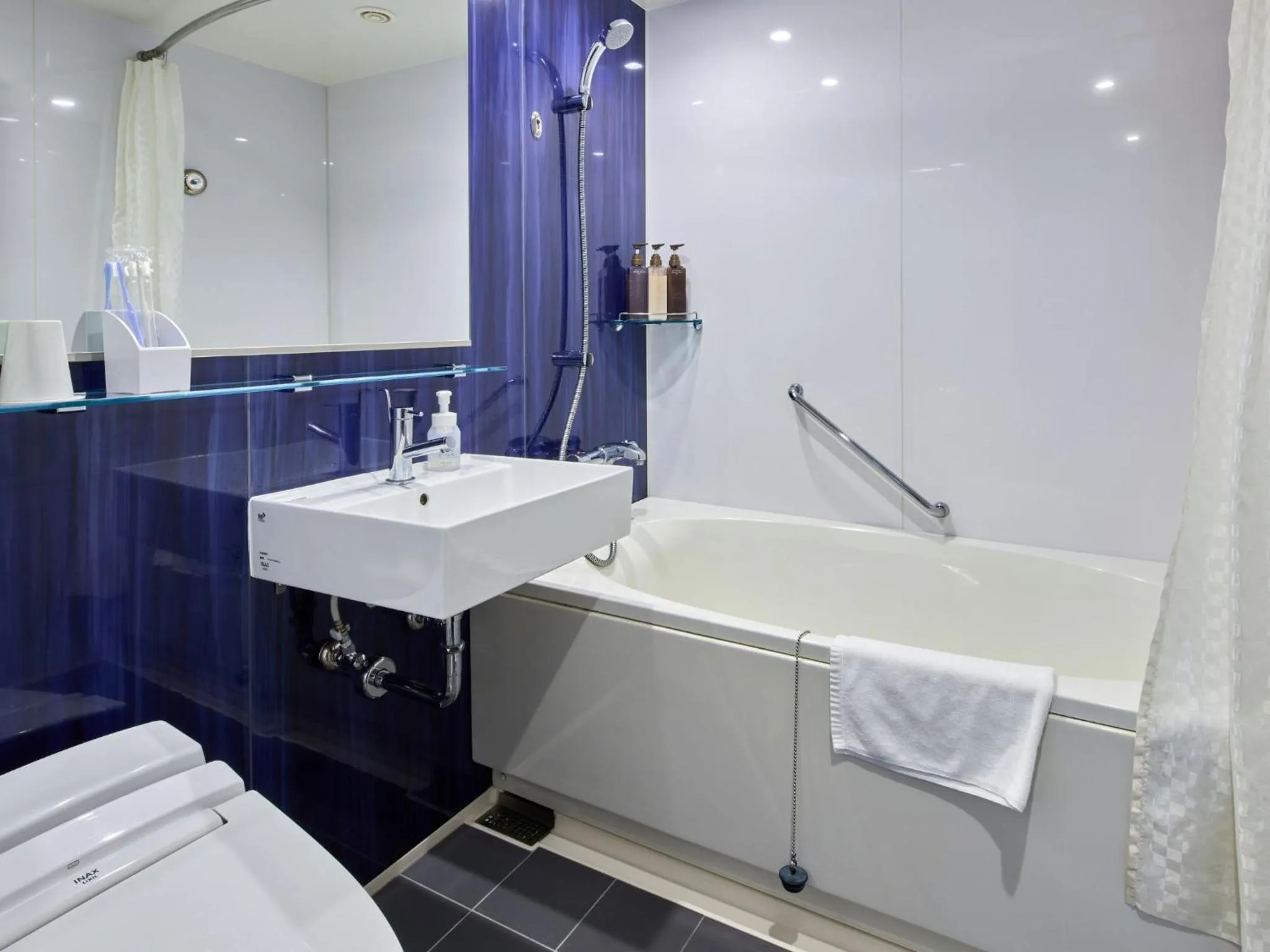 Toilet in Okinawa NaHaNa Hotel & Spa