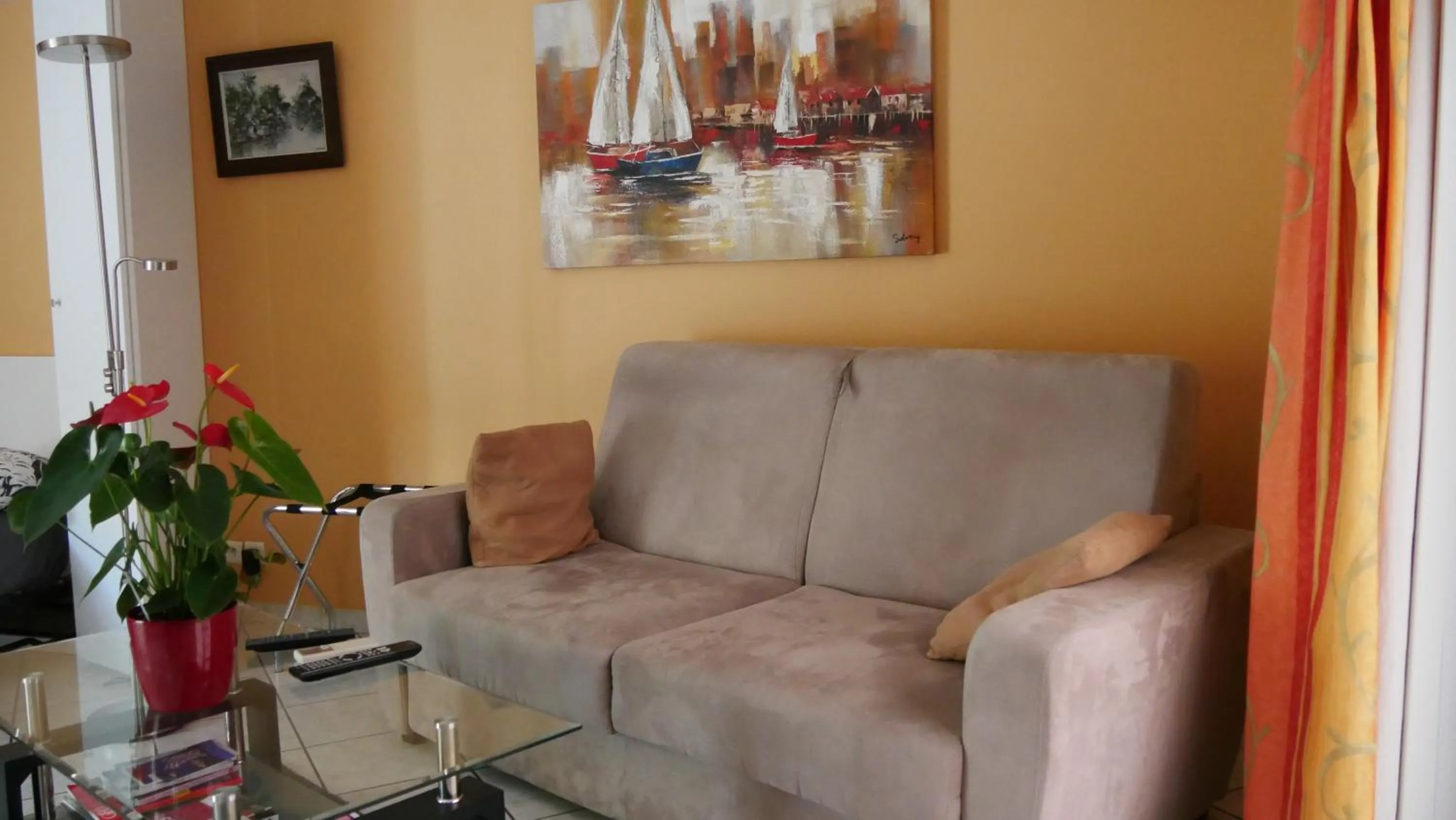 Seating area in Villa Seignemartin