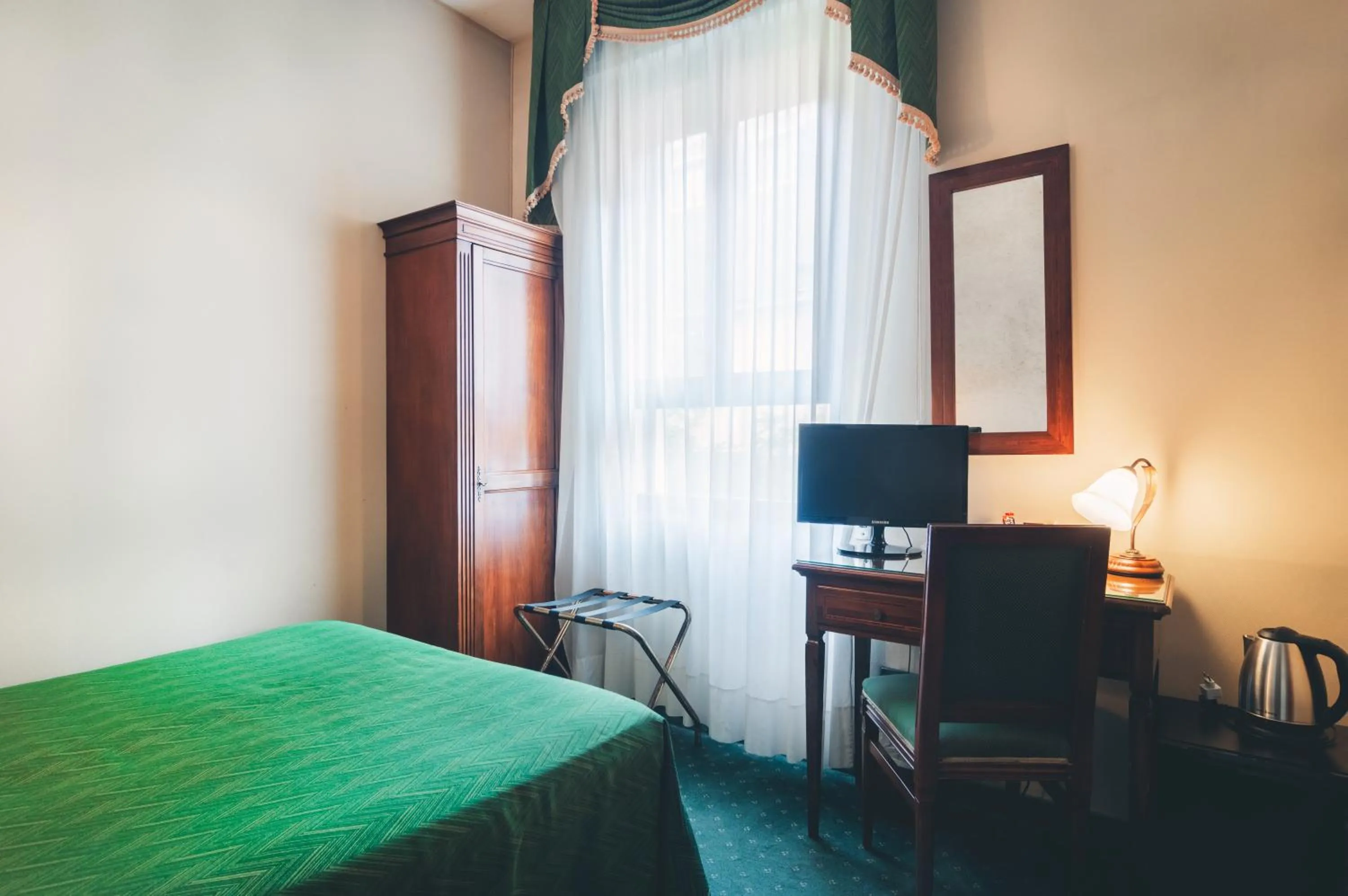 TV and multimedia, Bed in Hotel Al Malcanton