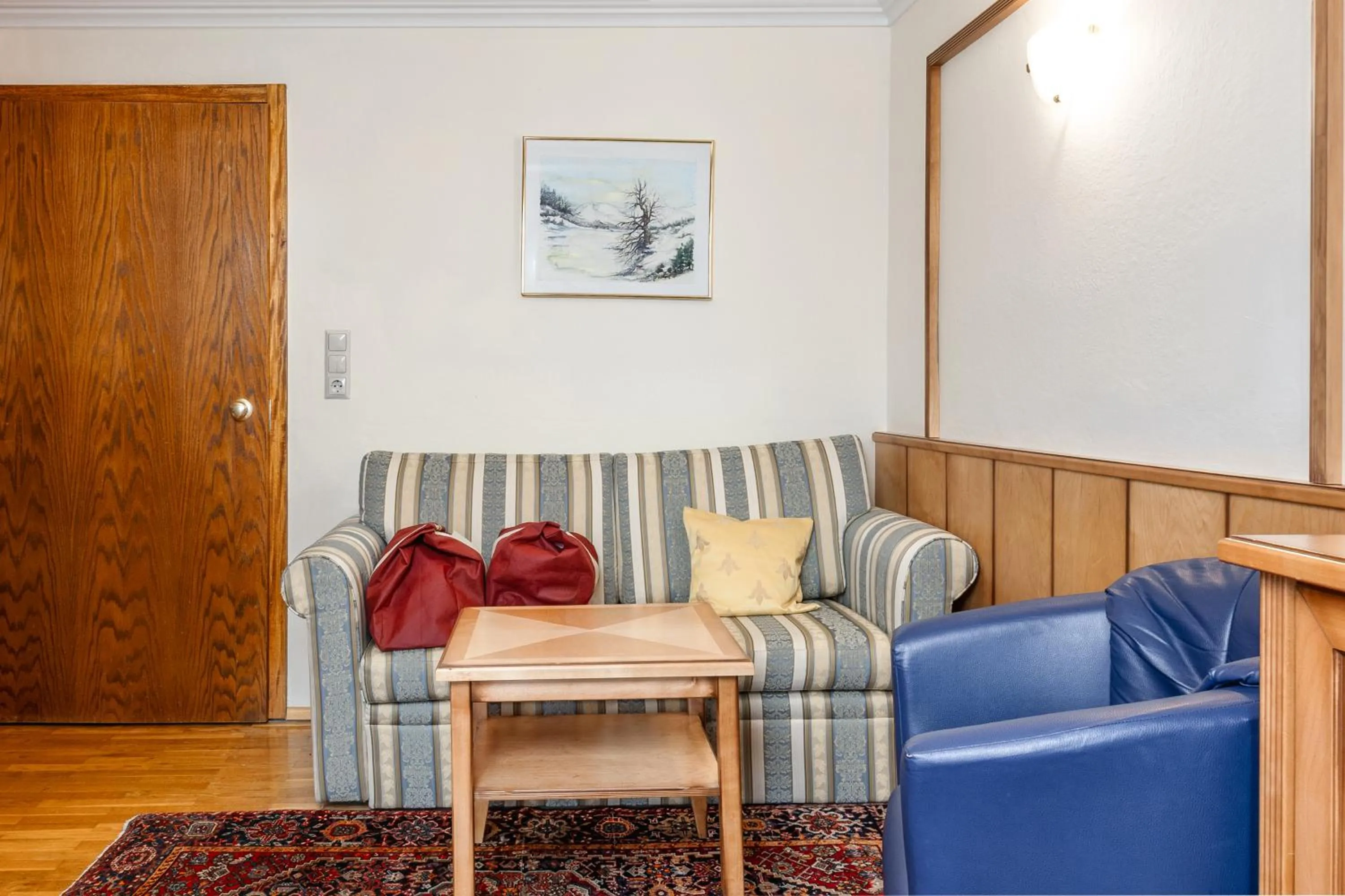 Seating area in Schlosshotel Seewirt