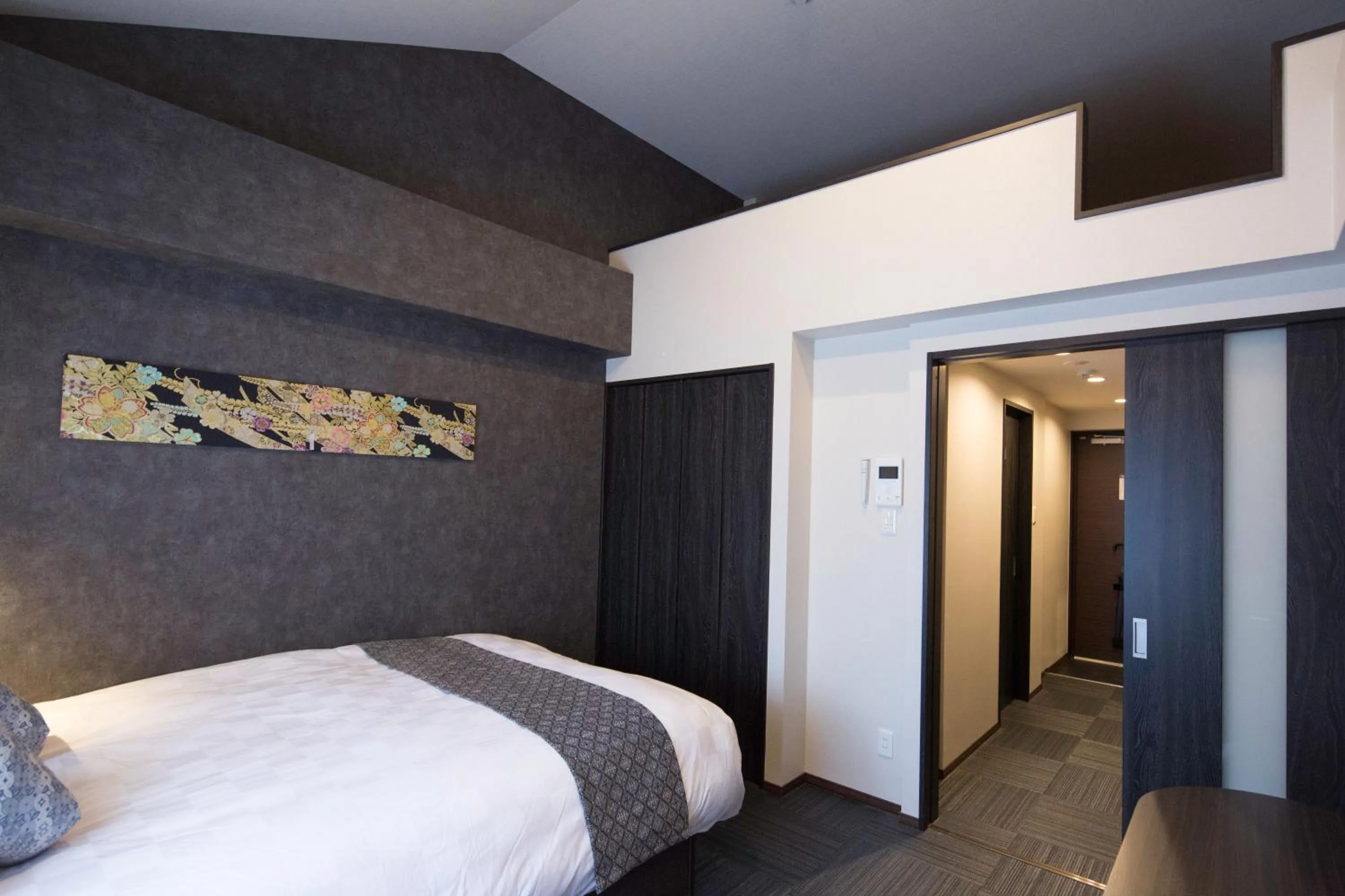 Photo of the whole room, Bed in Gion HANNA STAY