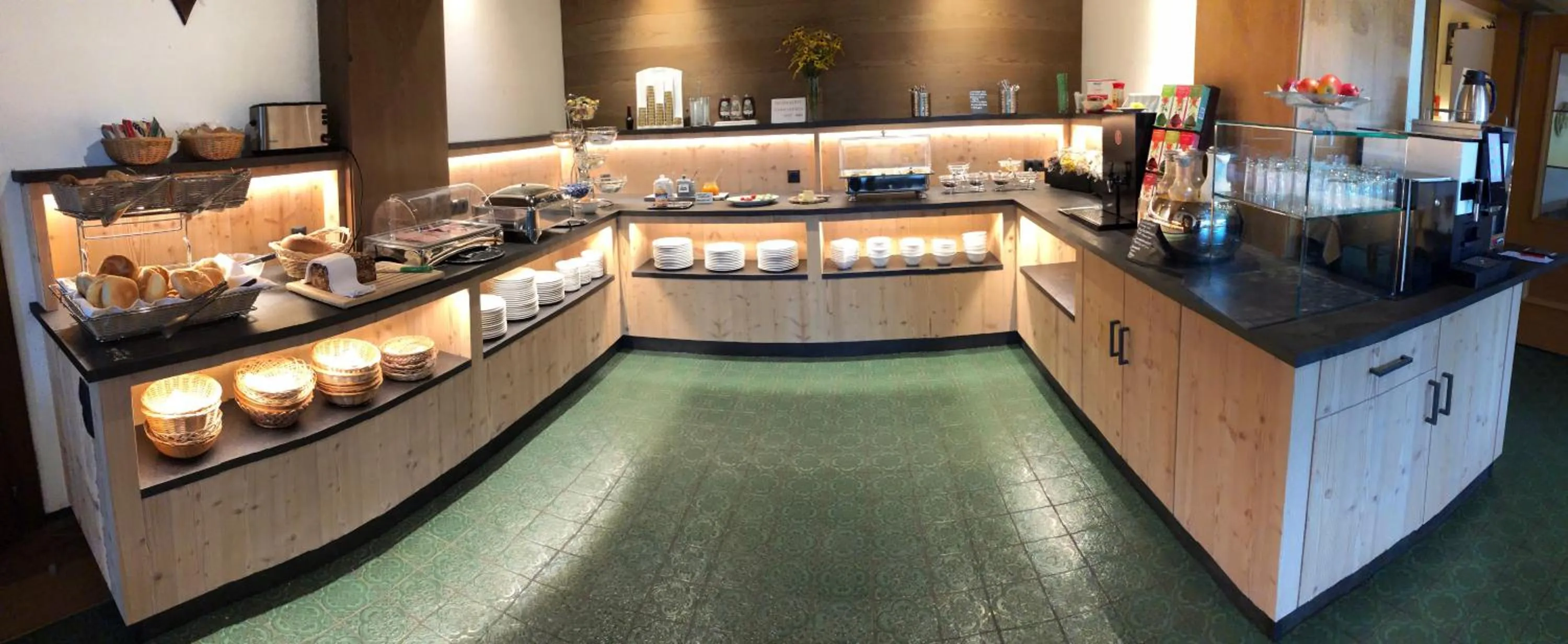 Breakfast in Hotel Landgasthof Gappen