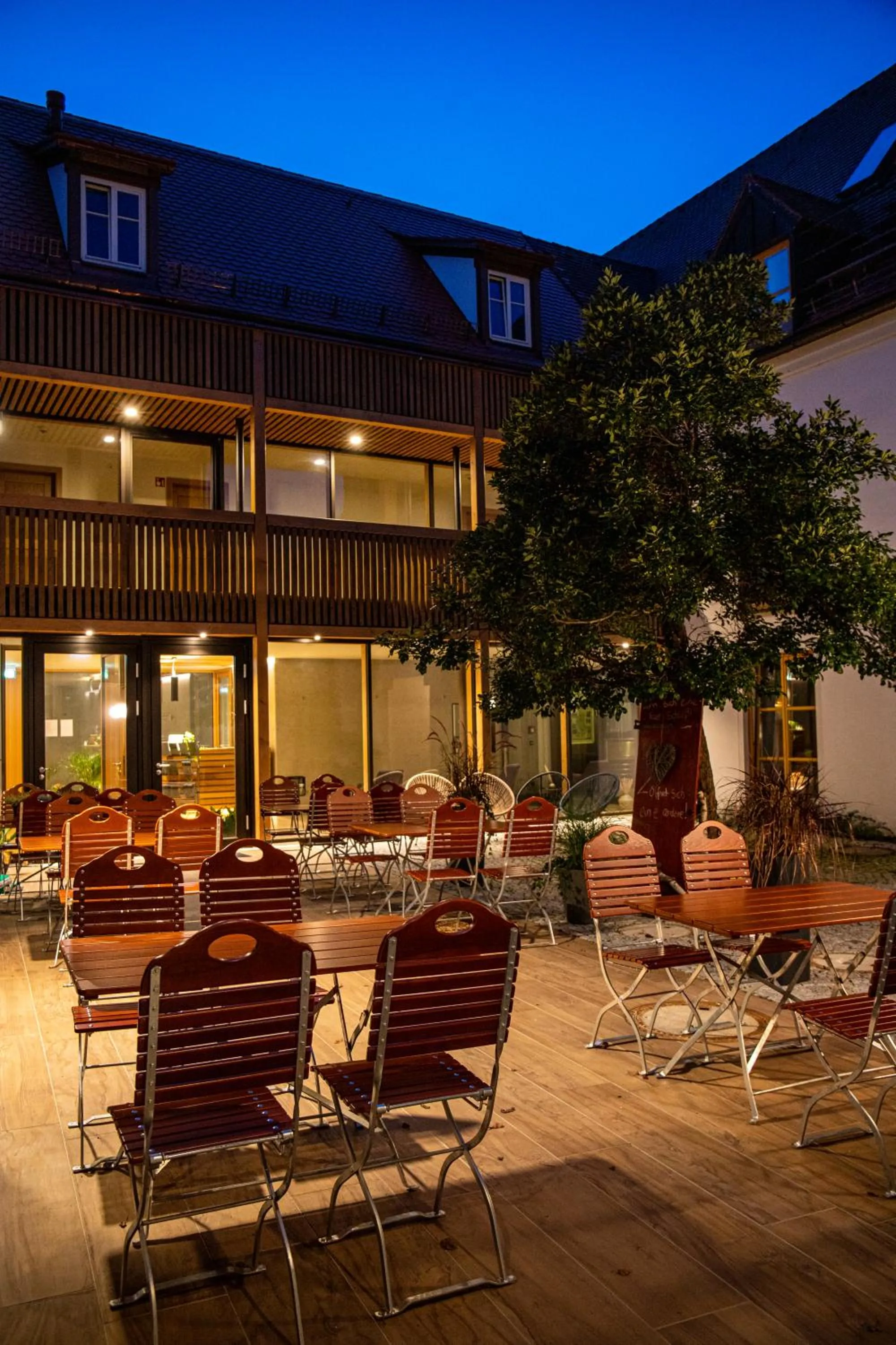 Night in Altstadthotel Brauereigasthof Winkler