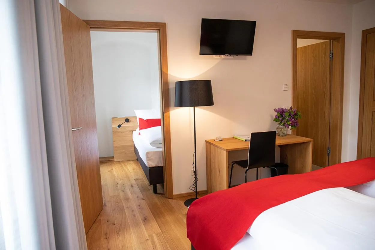 Bed in Altstadthotel Brauereigasthof Winkler