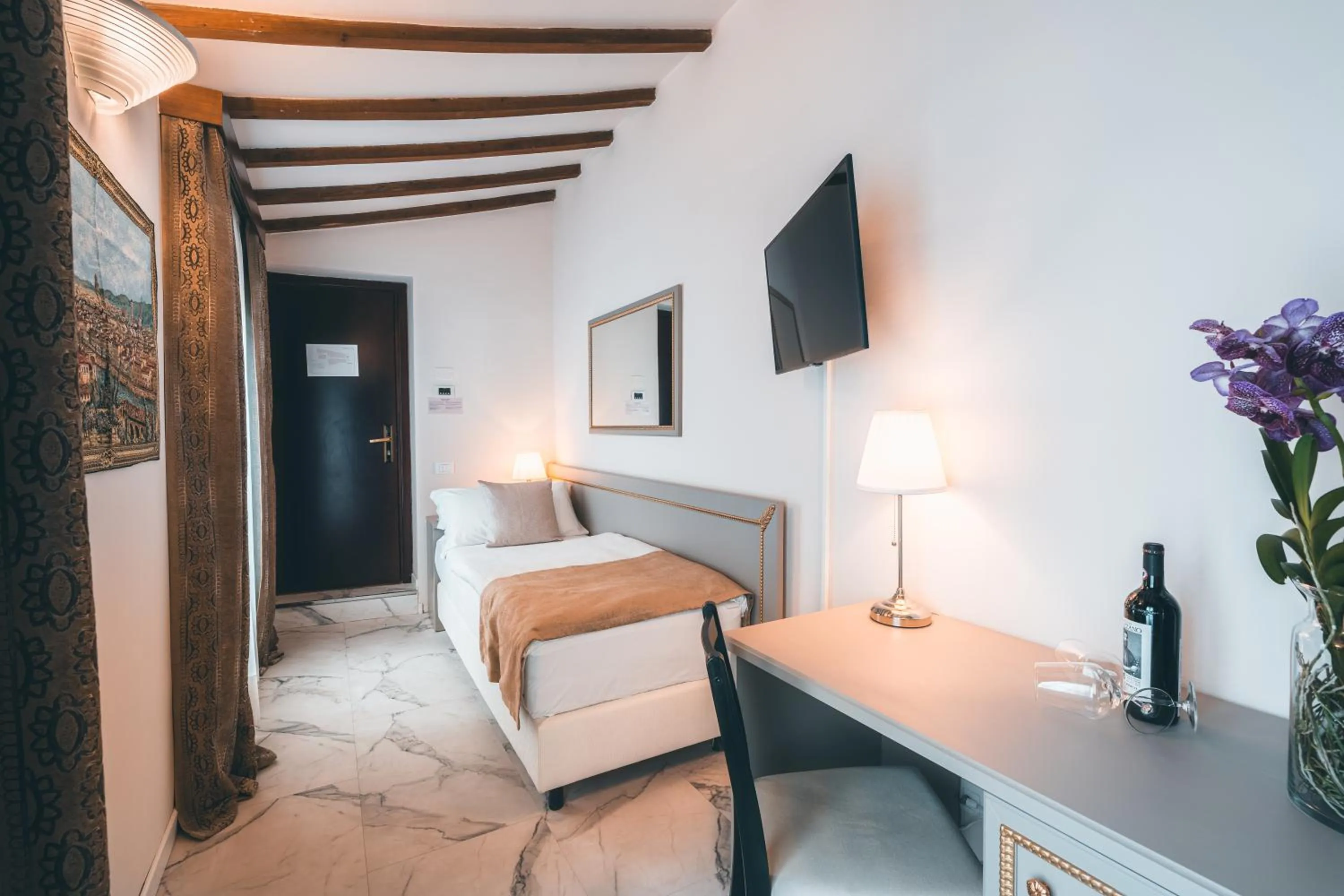 Bedroom, Bed in Hotel Palazzo Benci