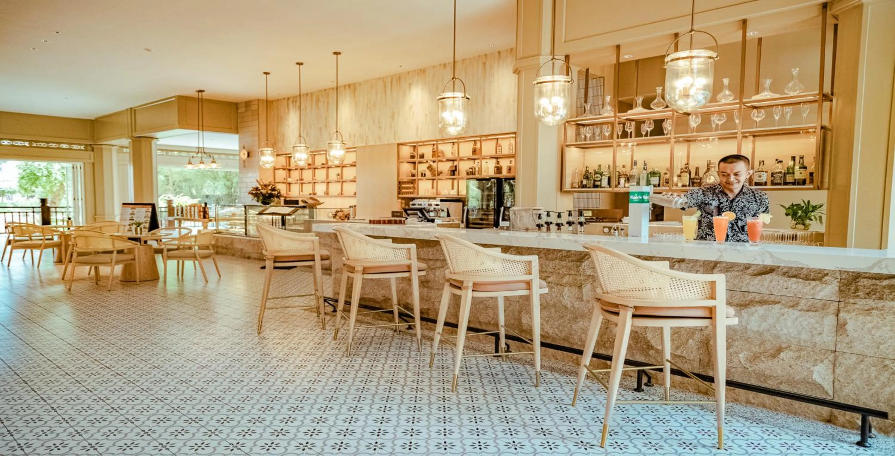 Lounge or bar in Pelangi Beach Resort & Spa, Langkawi