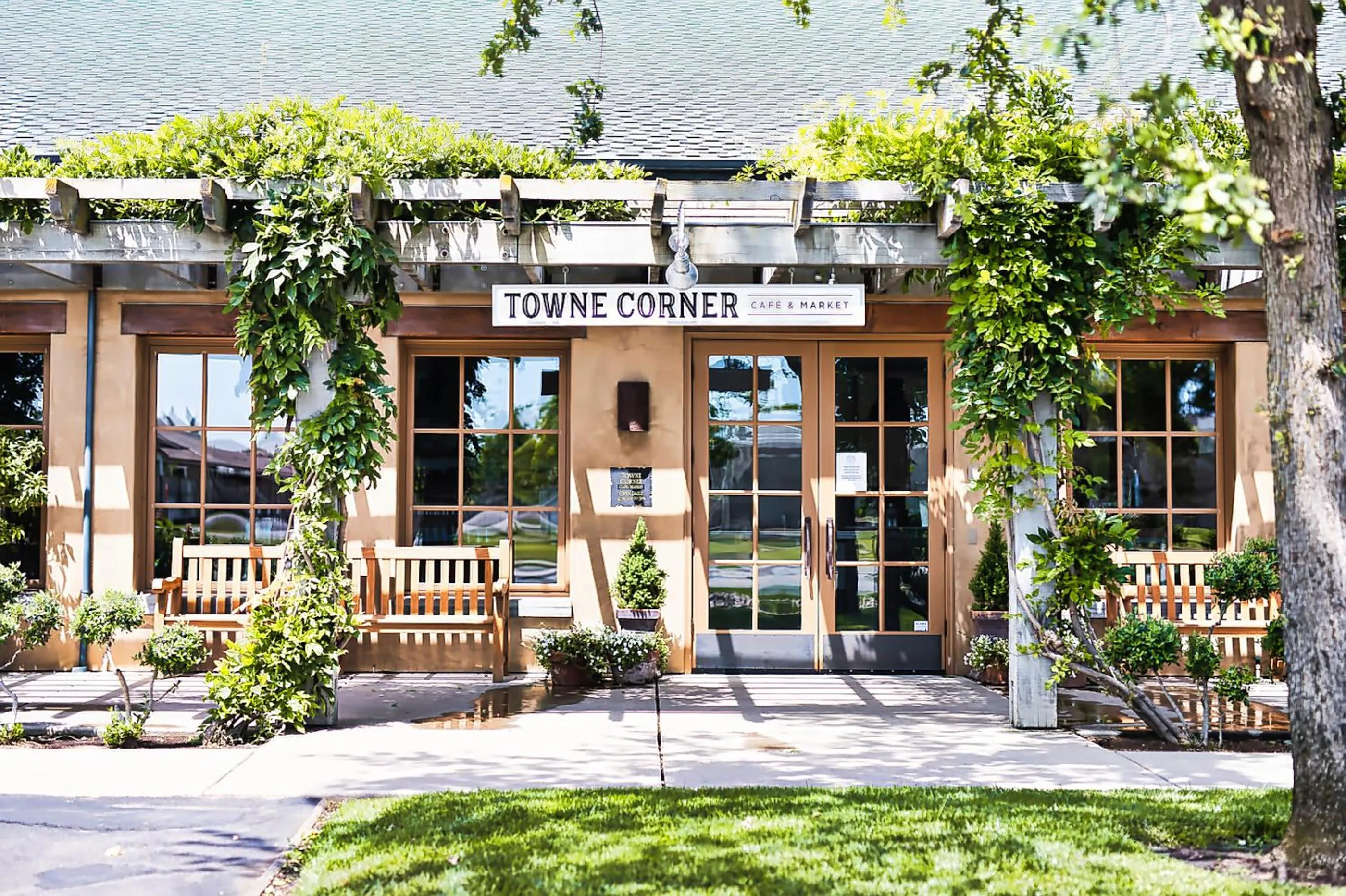 Restaurant/places to eat in Appellation Lodi - Wine & Roses Resort and Spa