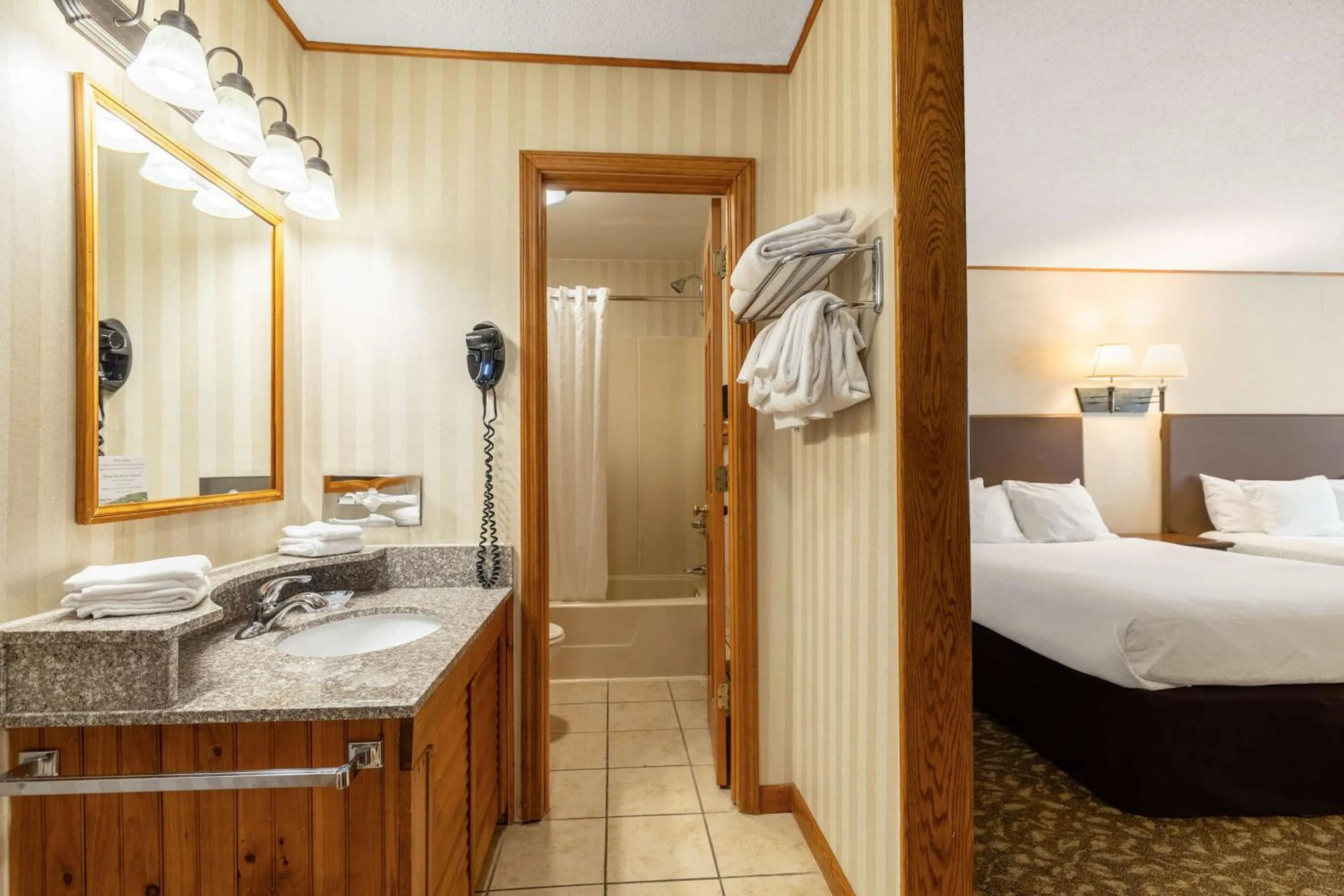 Bedroom, Bed in Best Western Adirondack Inn